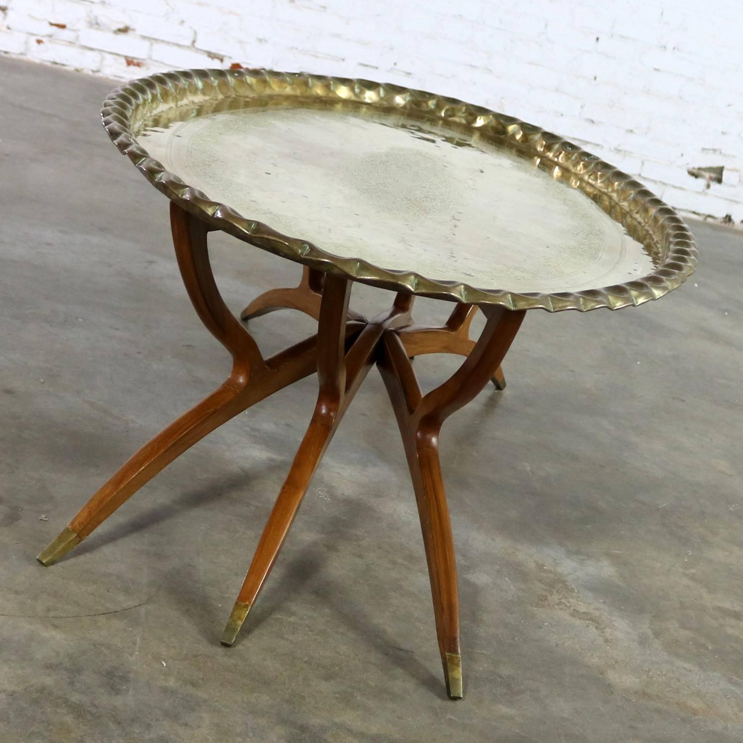 Anglo-Indian Vintage Indian Moroccan Style Oval Tray Top Spider Leg Coffee Table