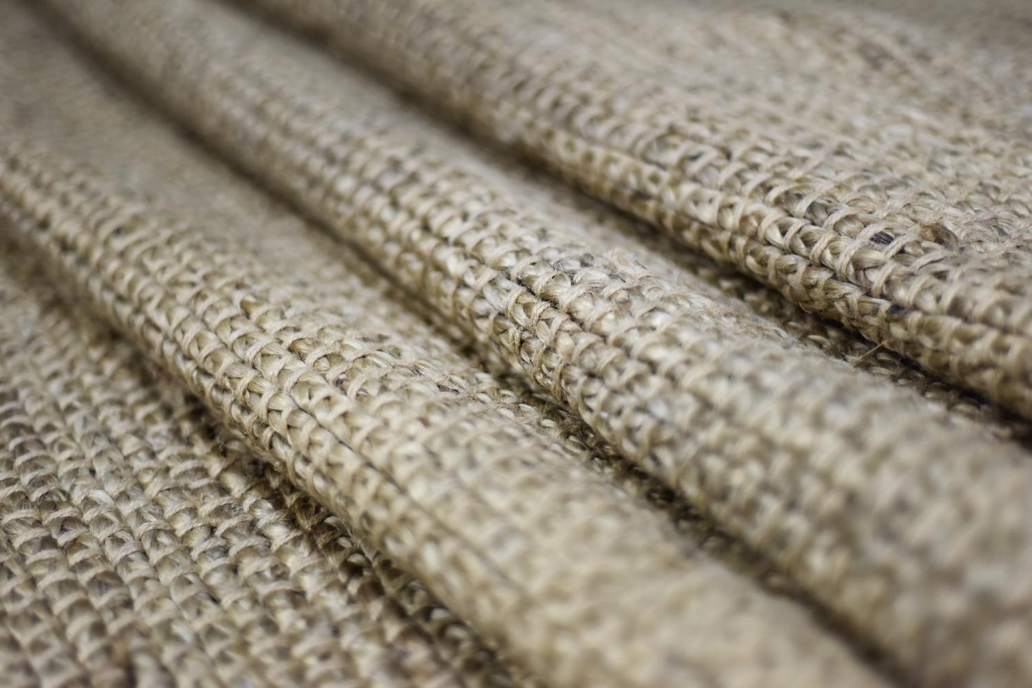 Alfombra India Vintage de Yute Tejido Plano Marrón Natural, Años 70 en venta 13