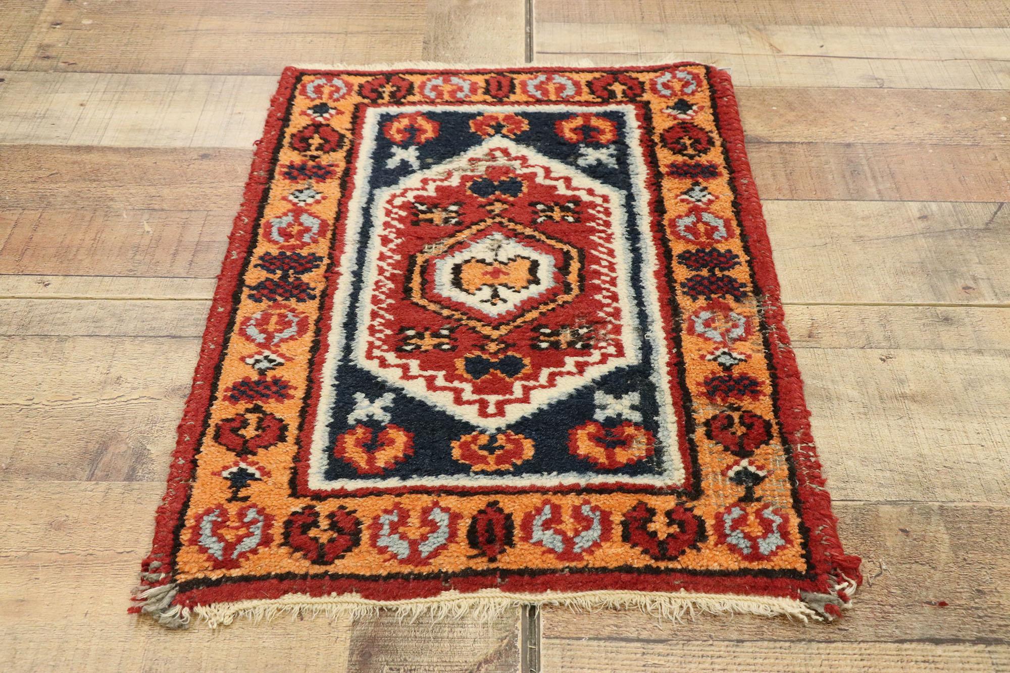 Vintage Indian Oushak Rug For Sale 1