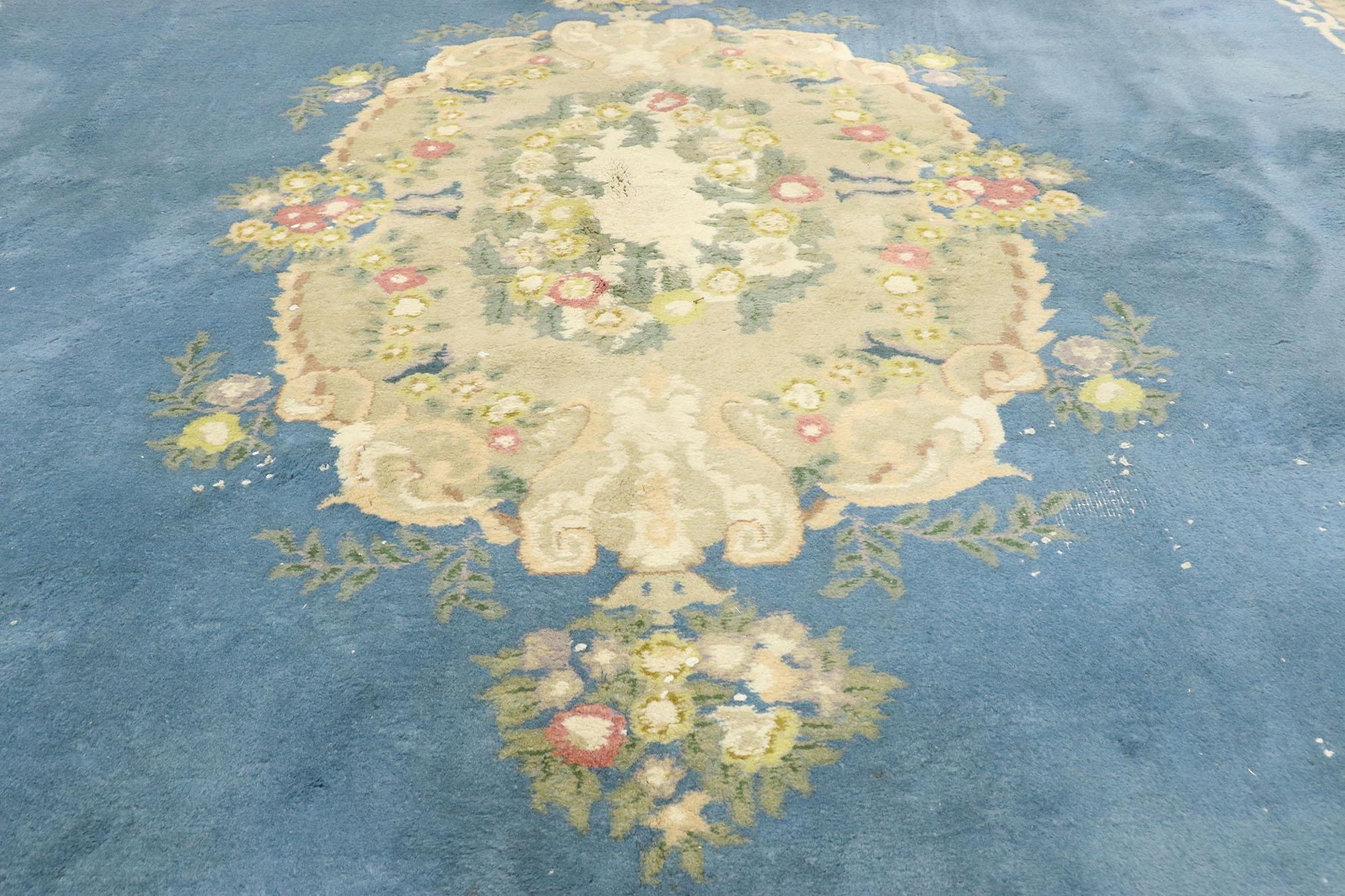 Indien Tapis de palais indien vintage avec style romantique de campagne anglaise en vente