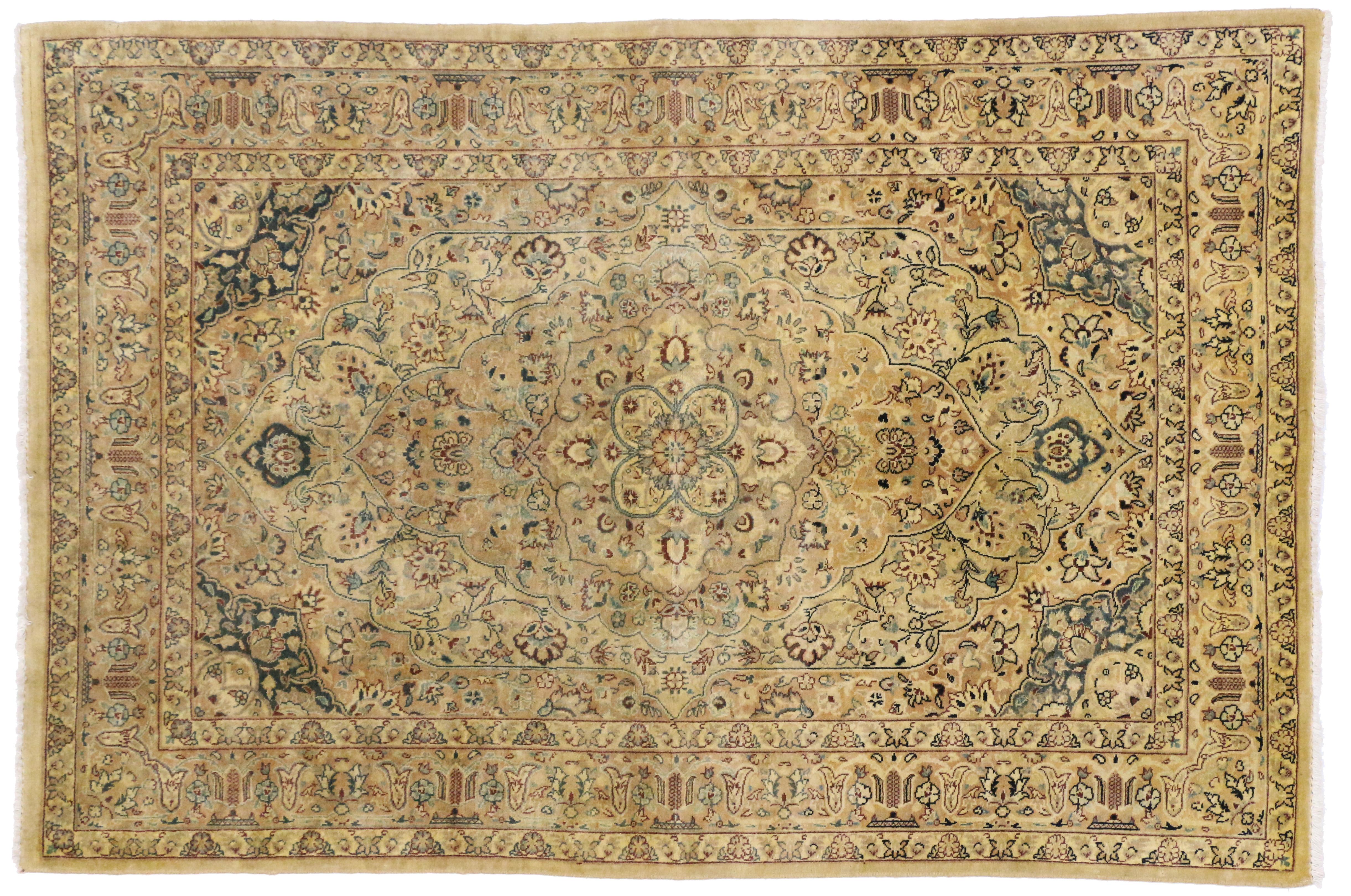 Vintage Indian Persian Design Accent Rug with Traditional Modern Style For Sale 1