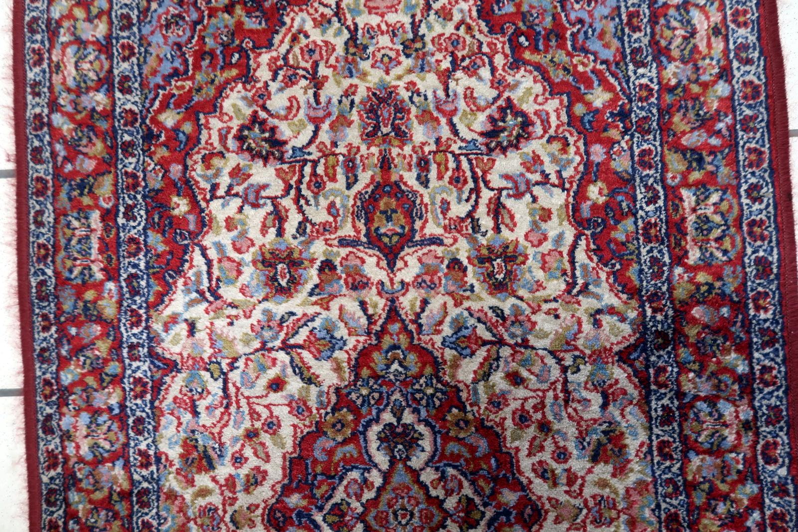 Vintage Indian Rug 2.1' x 3.9', 1970s - 1C1121 In Good Condition For Sale In Bordeaux, FR