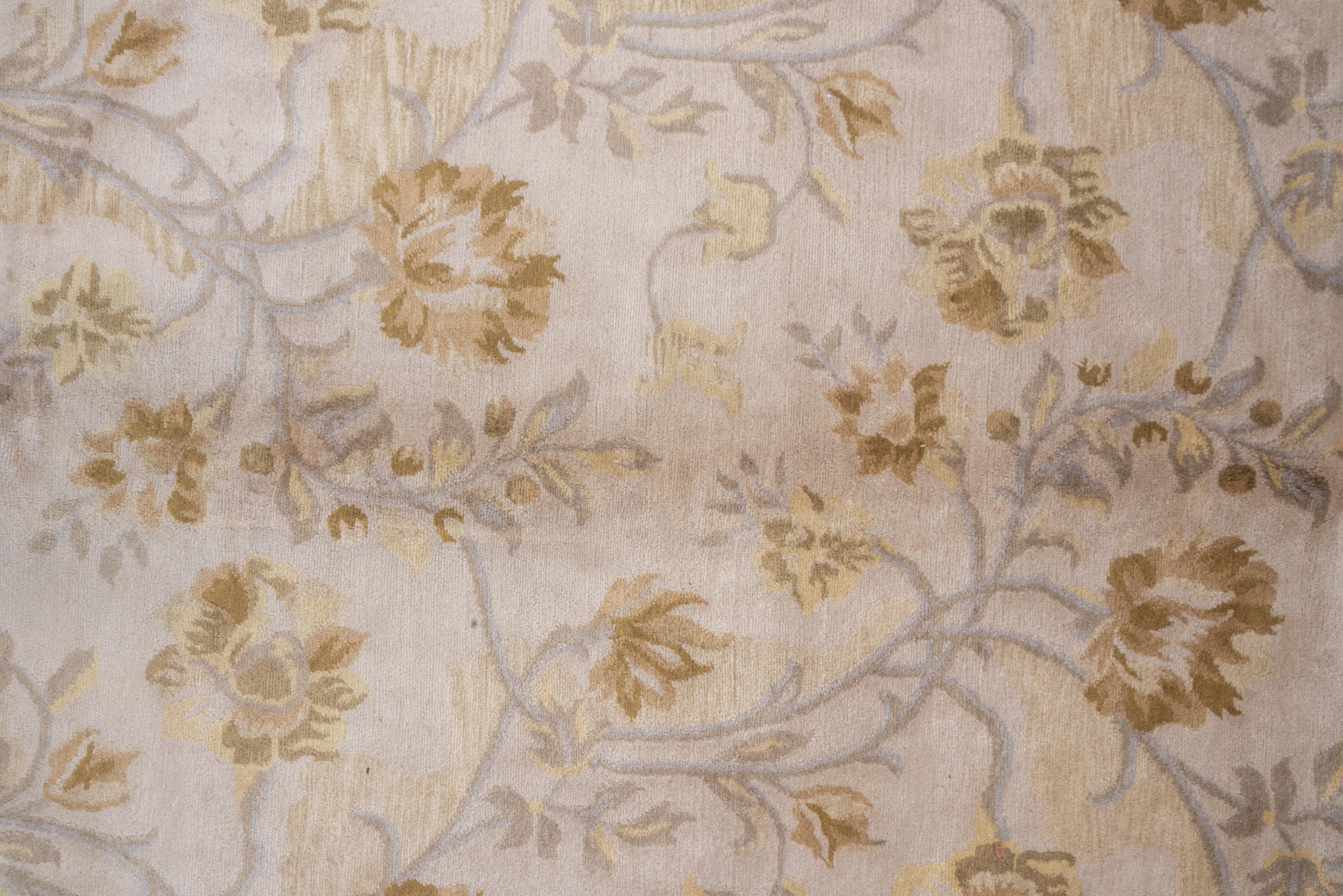 Vintage Indian Rug Ivory Ground with Soft Floral Trellis Design For Sale 1