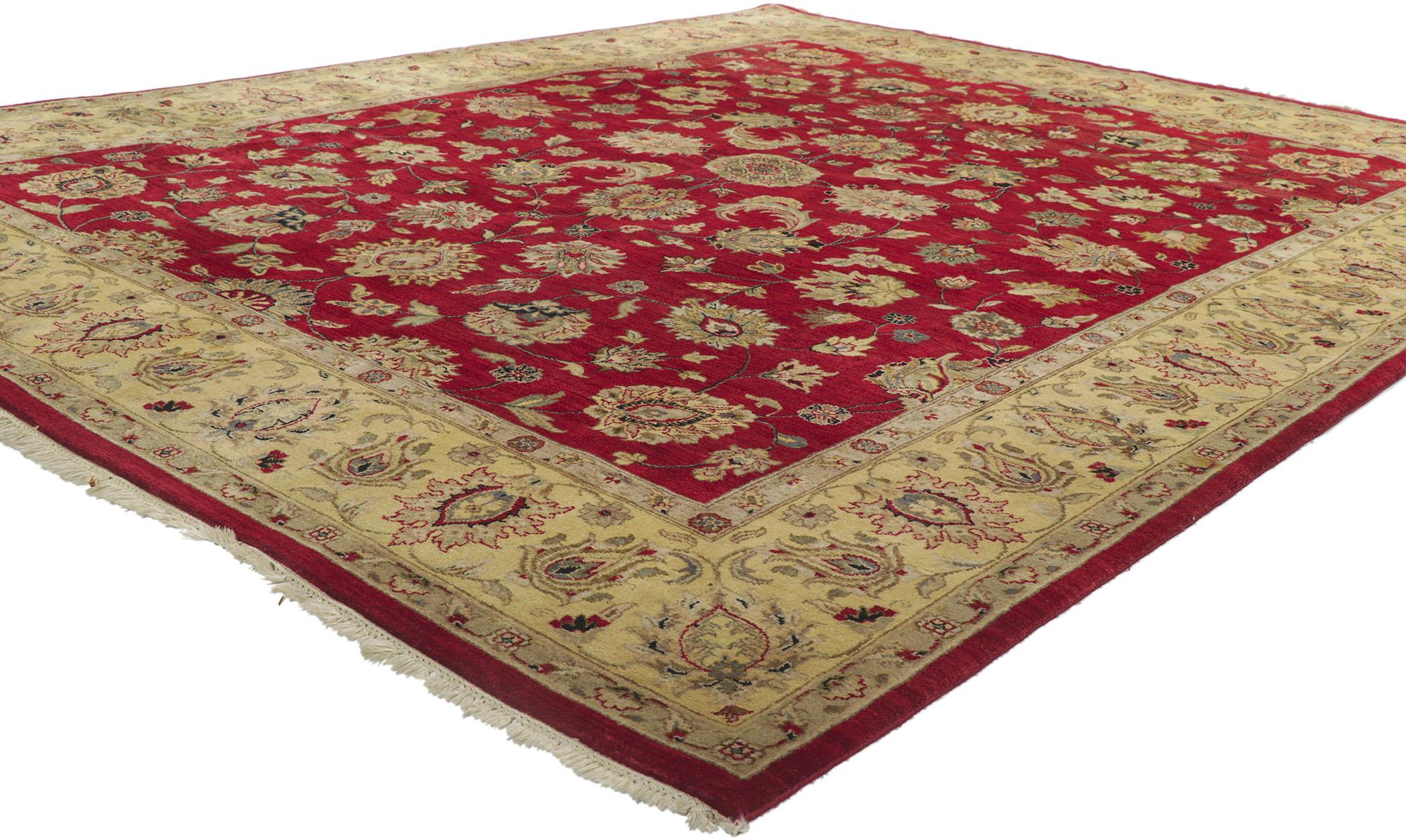 78241 Tappeto indiano vintage, 08'02 x 10'05.
Prova il fascino senza tempo e nostalgico del nostro squisito tappeto indiano vintage in lana annodato a mano. Realizzato con una meticolosa attenzione ai dettagli, questo tappeto presenta un intricato