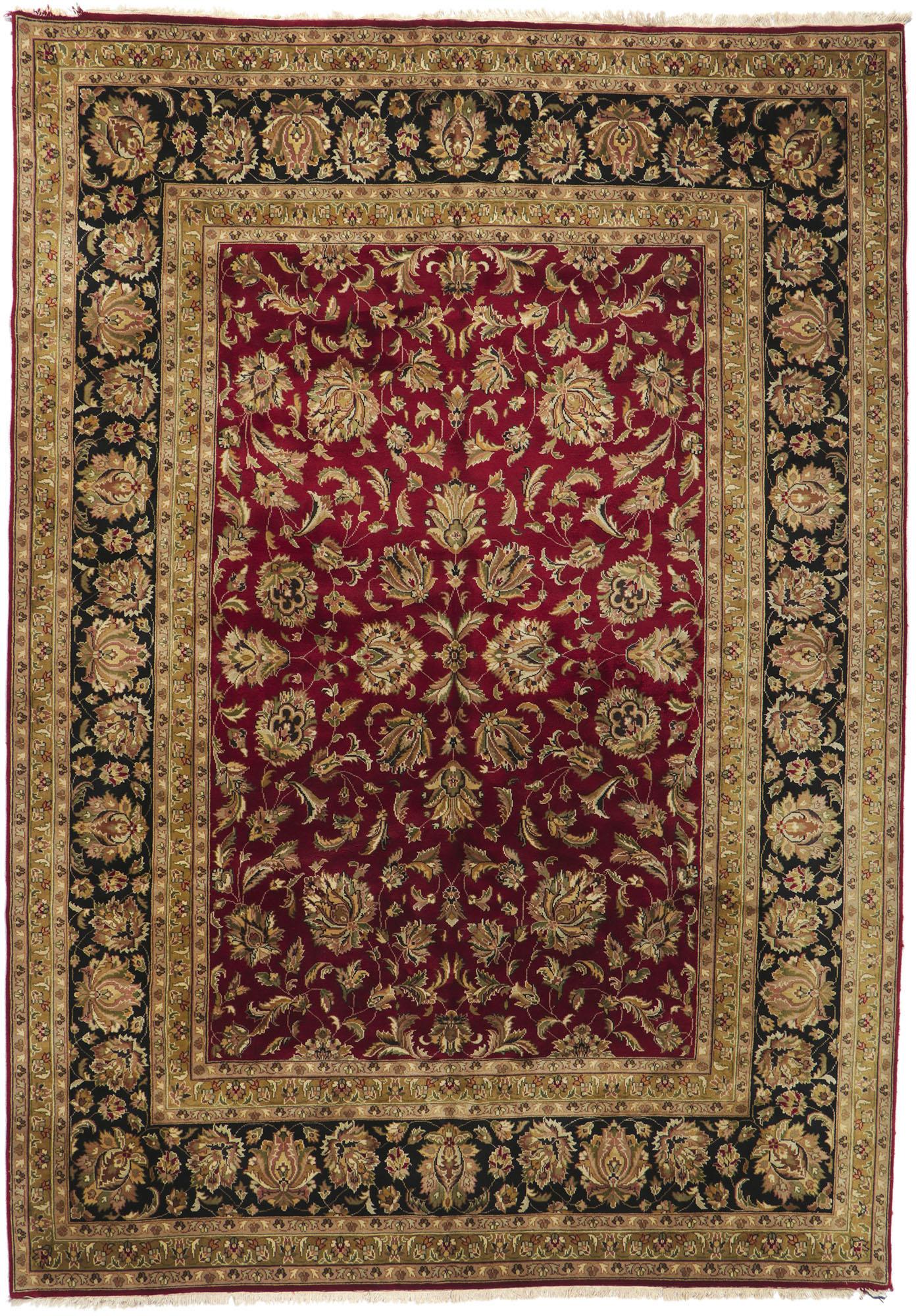 Tapis indien vintage avec style victorien en vente 1