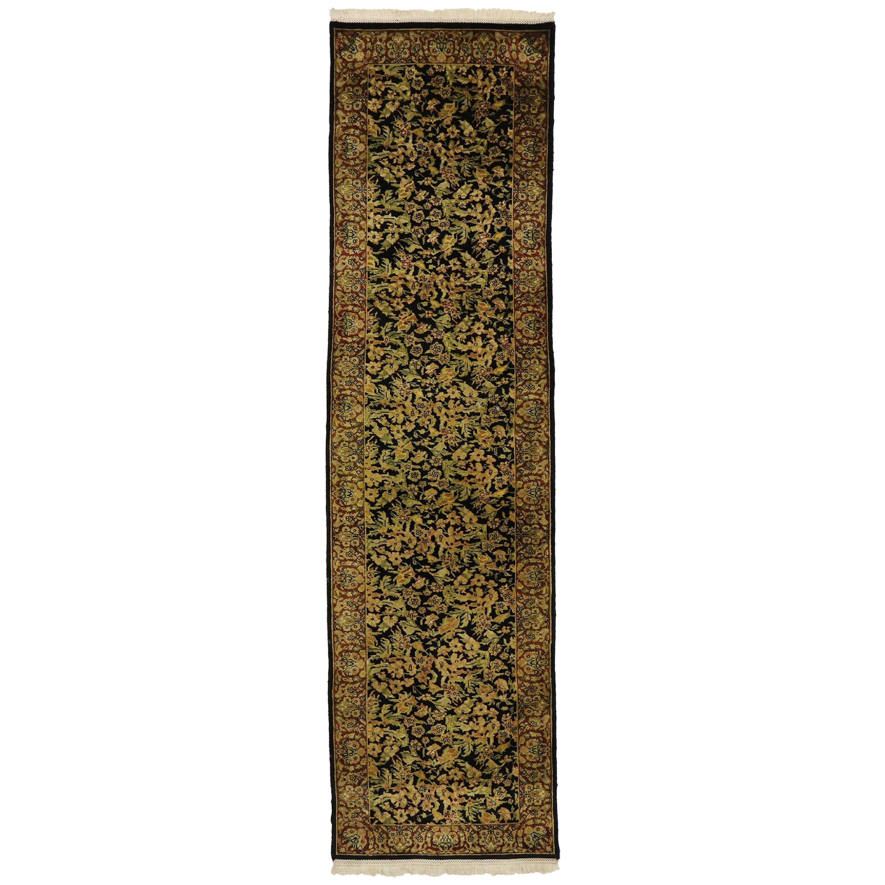 Tapis de couloir indien vintage avec style traditionnel du Vieux Monde