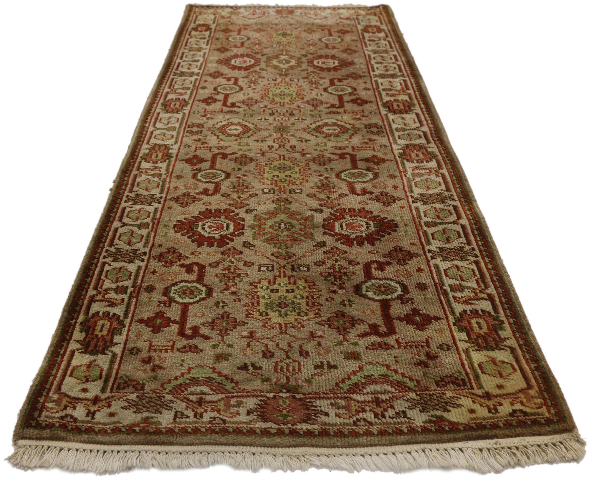 Vintage Indianer Läufer mit rustikalen Kunst & Kunsthandwerk Stil:: kurze Flur Läufer (Moderne) im Angebot