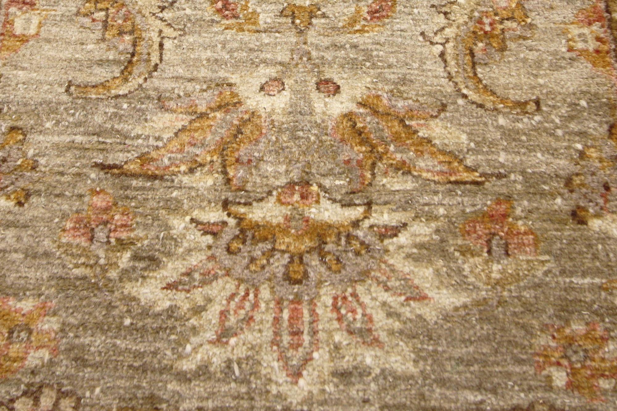 20th Century Vintage Indian Sultanabad Carpet with Traditional Style For Sale