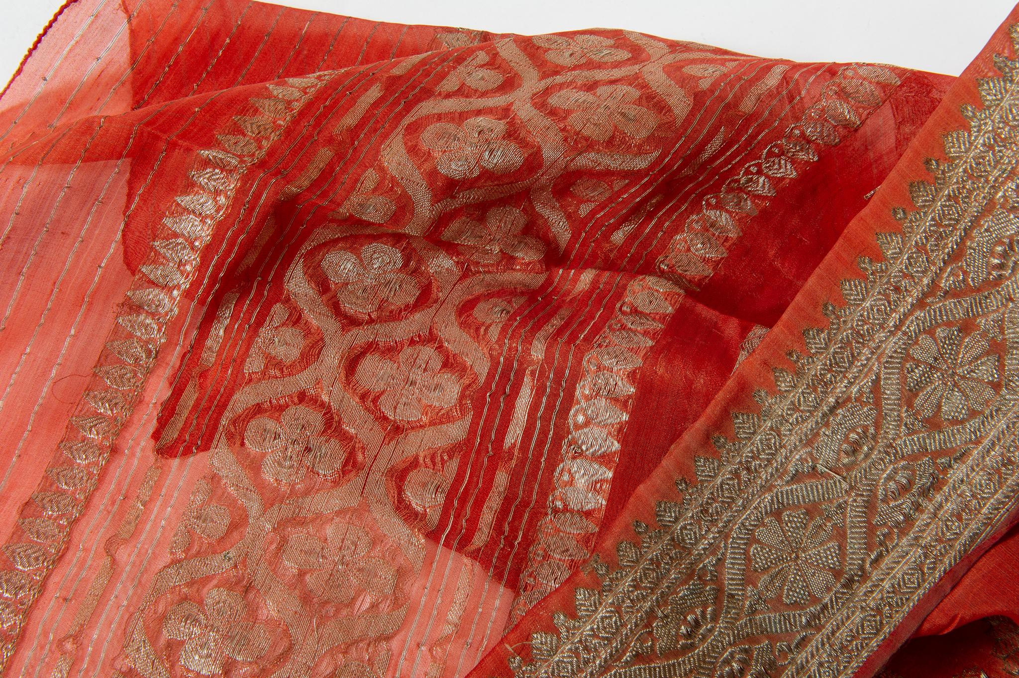 Synthétique  Sari indien couleur corail Nouvelle idée de rideaux inhabituels aussi en vente