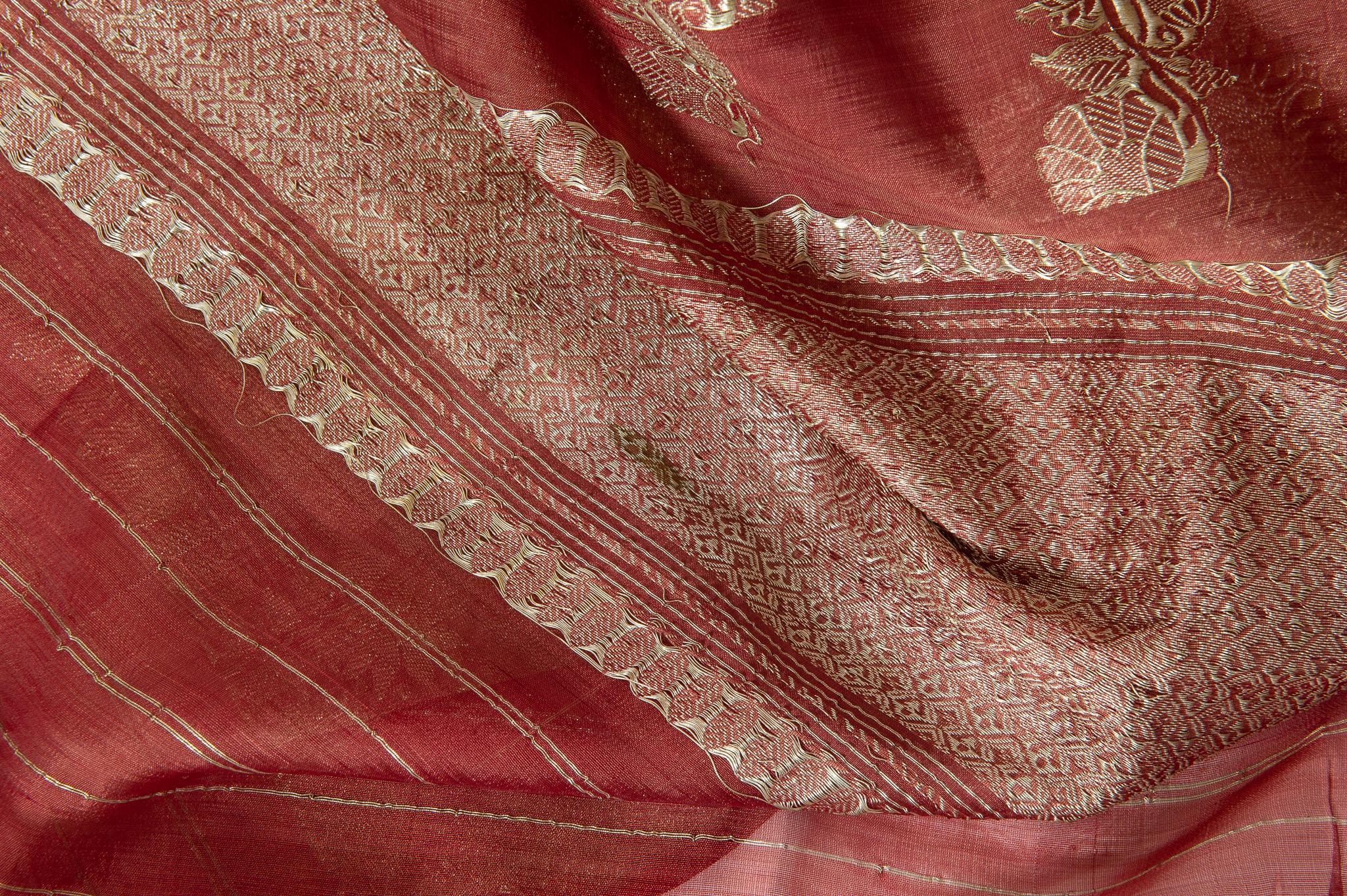 Embroidered Vintage Indian Sari Mauve Color for Curtains or Evening Dress For Sale
