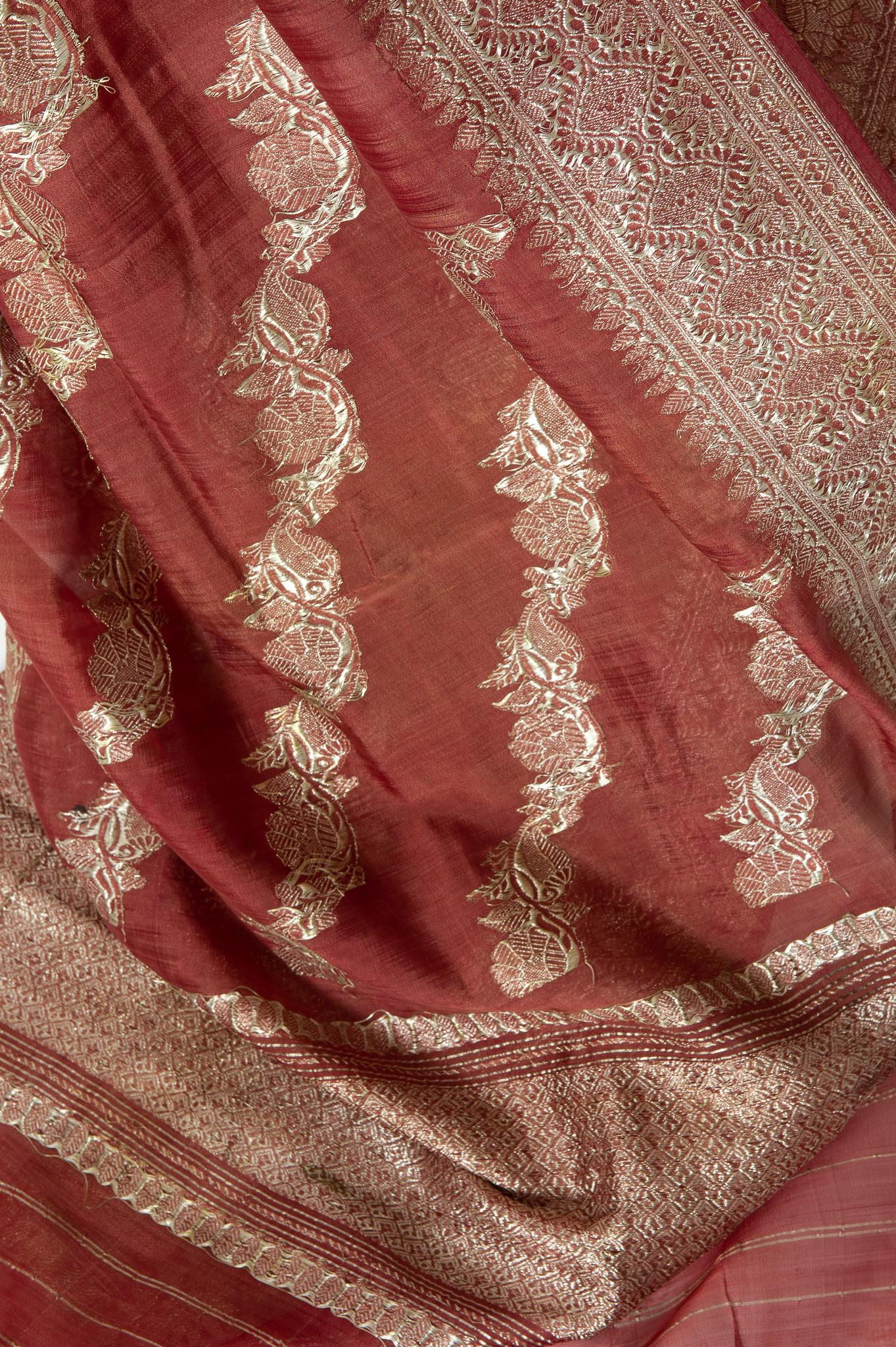 20th Century Vintage Indian Sari Mauve Color for Curtains or Evening Dress For Sale