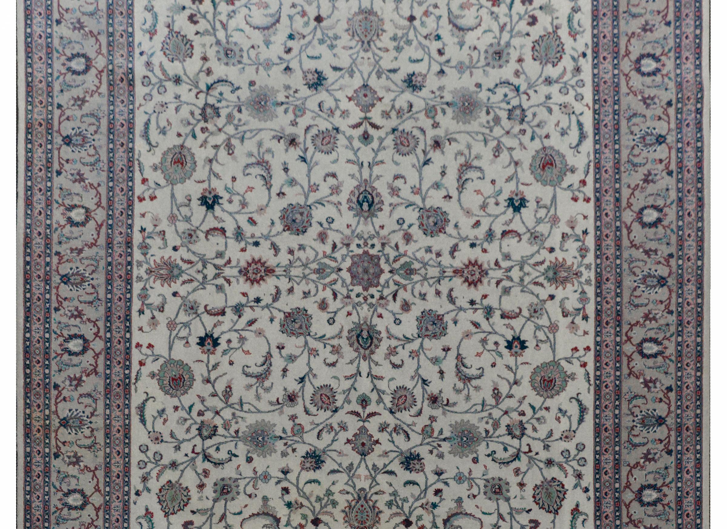 Indischer Tabriz-Teppich:: Vintage (Pflanzlich gefärbt) im Angebot