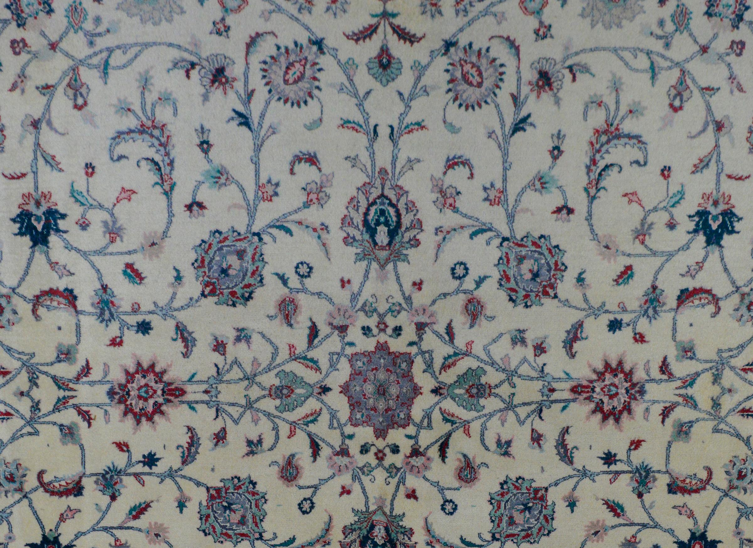 Indischer Tabriz-Teppich:: Vintage (20. Jahrhundert) im Angebot