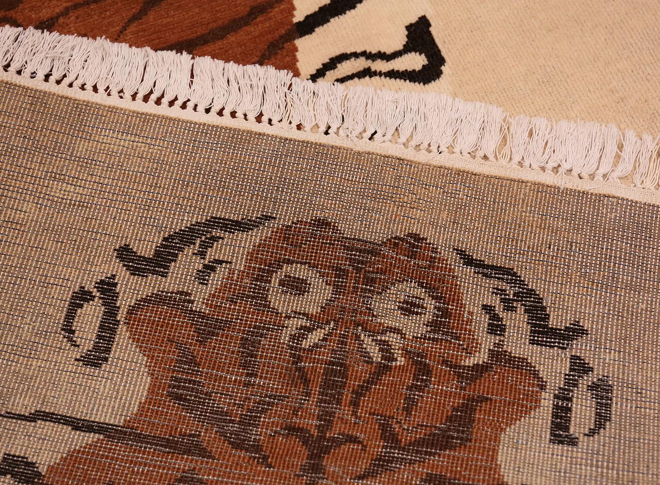 Vintage Indian Tiger Design Rug. Size: 5 ft 4 in x 8 ft (1.63 m x 2.44 m) In Good Condition In New York, NY