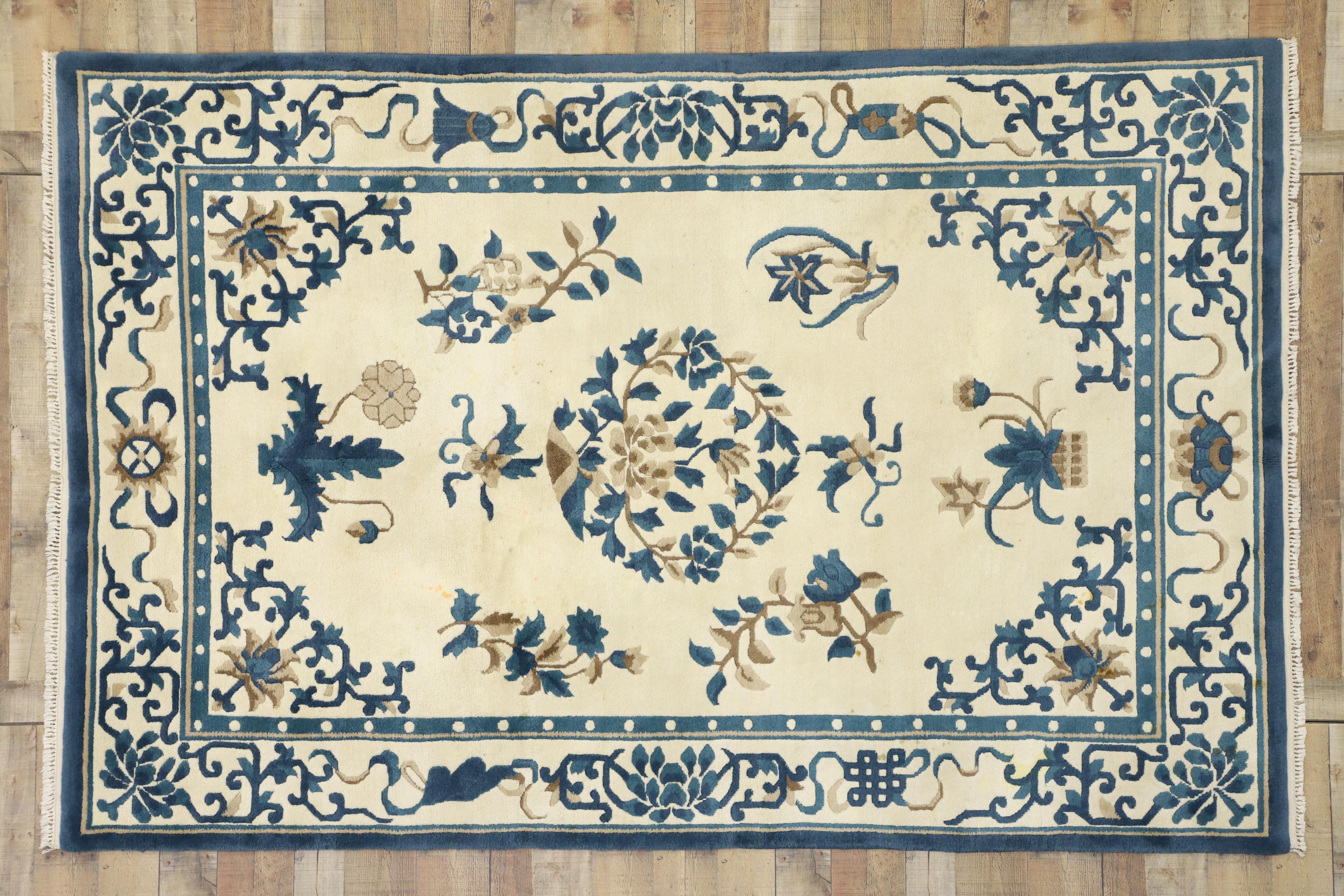Noué à la main Tapis chinois de Pékin Chinoiserie vintage bleu et crème, 05'11 x 08'11 en vente