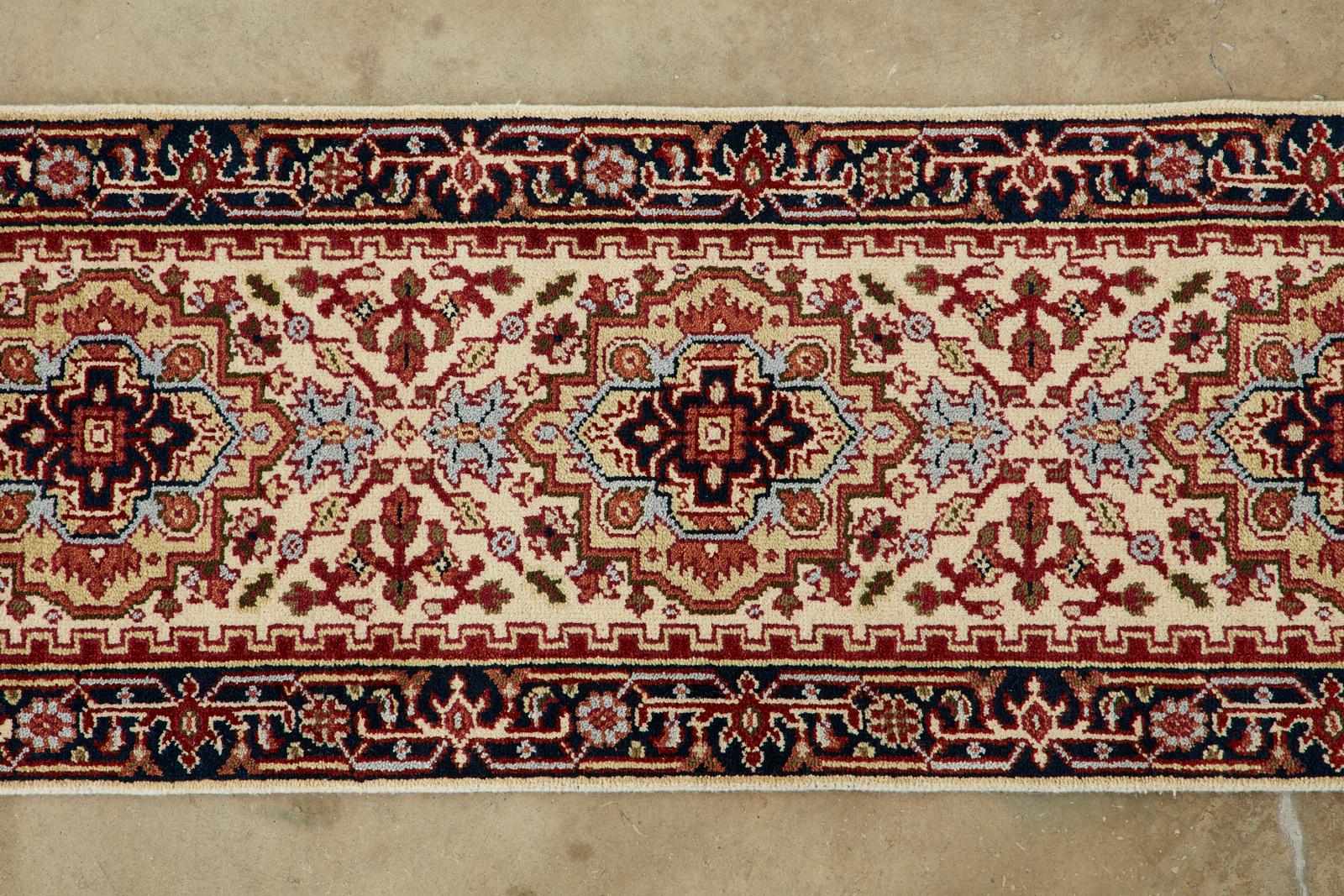 Indo Persischer Serapi-Läufer im Serapi-Design (Wolle) im Angebot