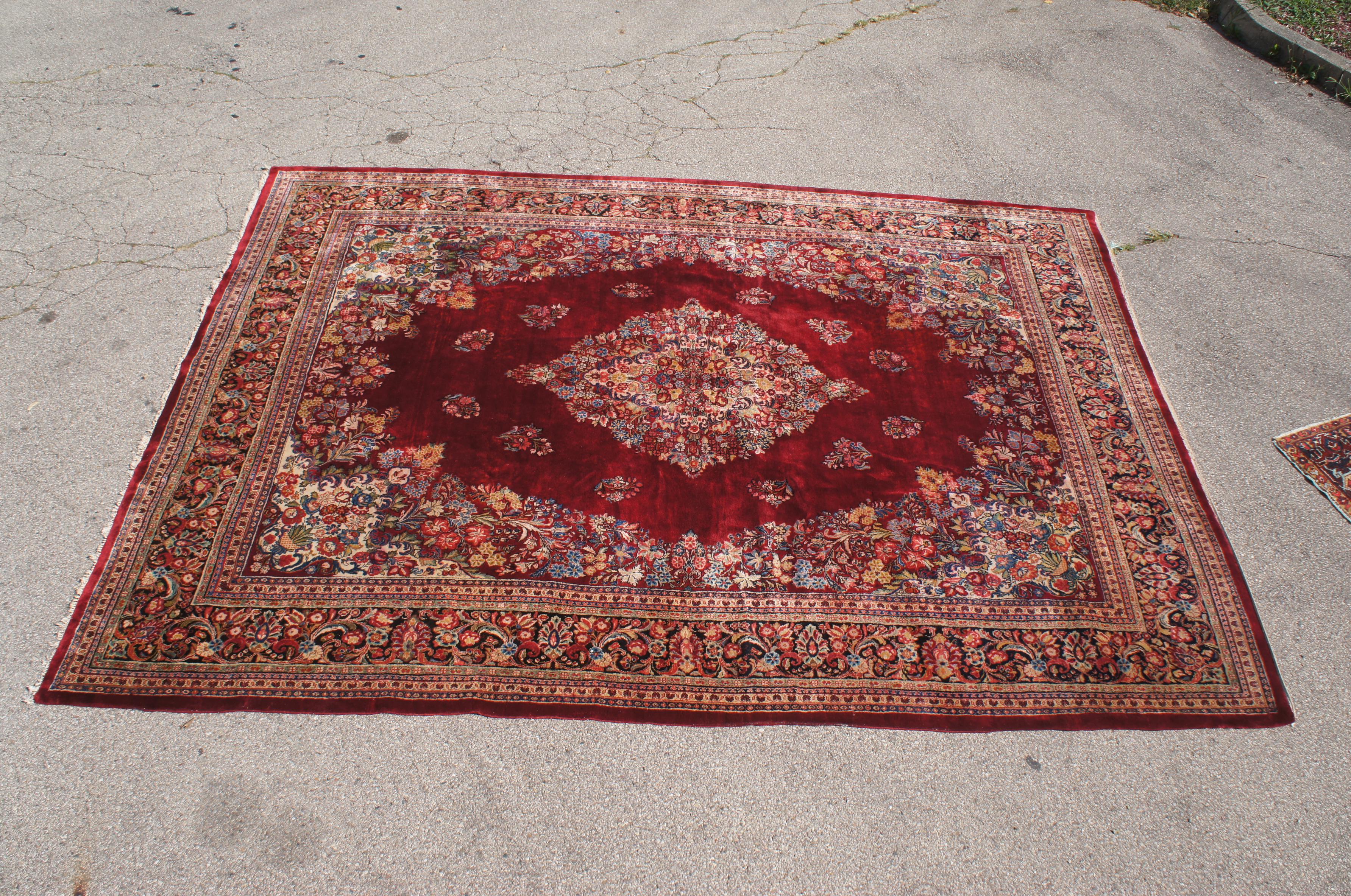 20th Century Vintage Indo-Tabriz Hand Knotted Floral Medallion Wool Area Rug Carpet 10' x 14' For Sale