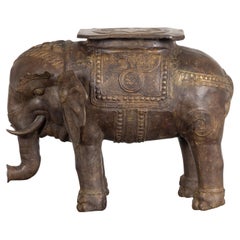 Stand d'éléphant vintage en cuivre