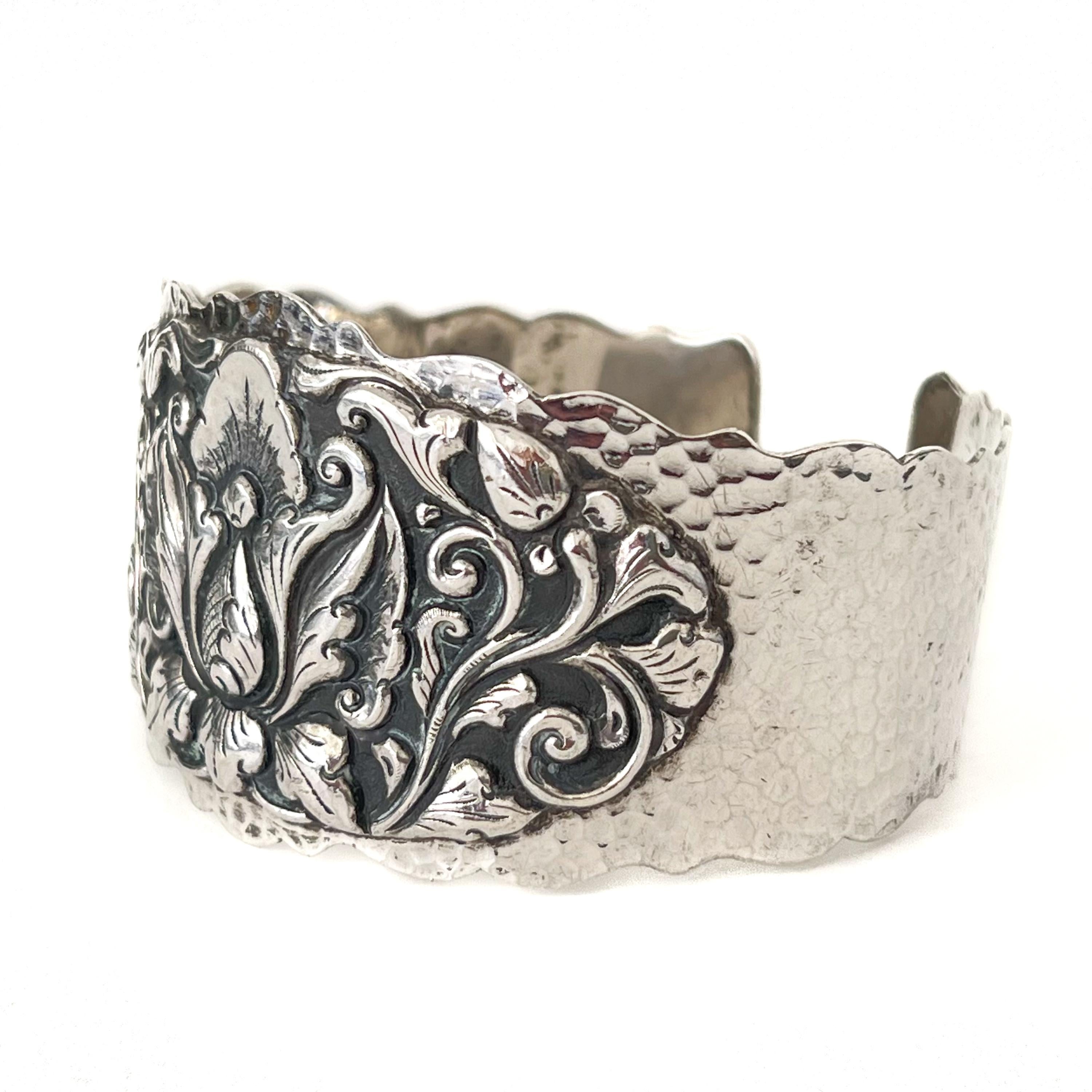 Artisan Vintage Indonesian Djokja Lotus Flower Silver Bracelet For Sale