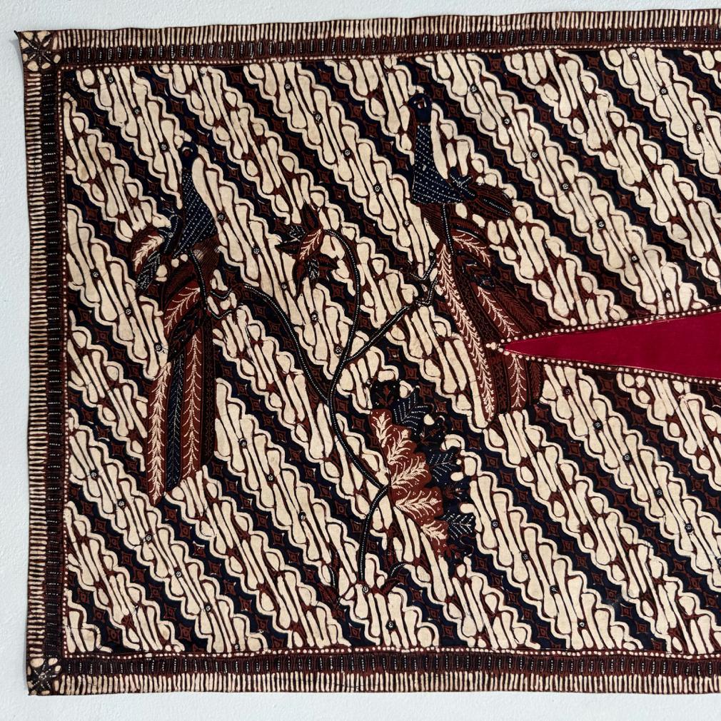 Kain Batik Tulis Kemben (tessuto per il seno) indonesiano d'epoca, Jogja (Yogyakarta) In condizioni buone in vendita a Point Richmond, CA