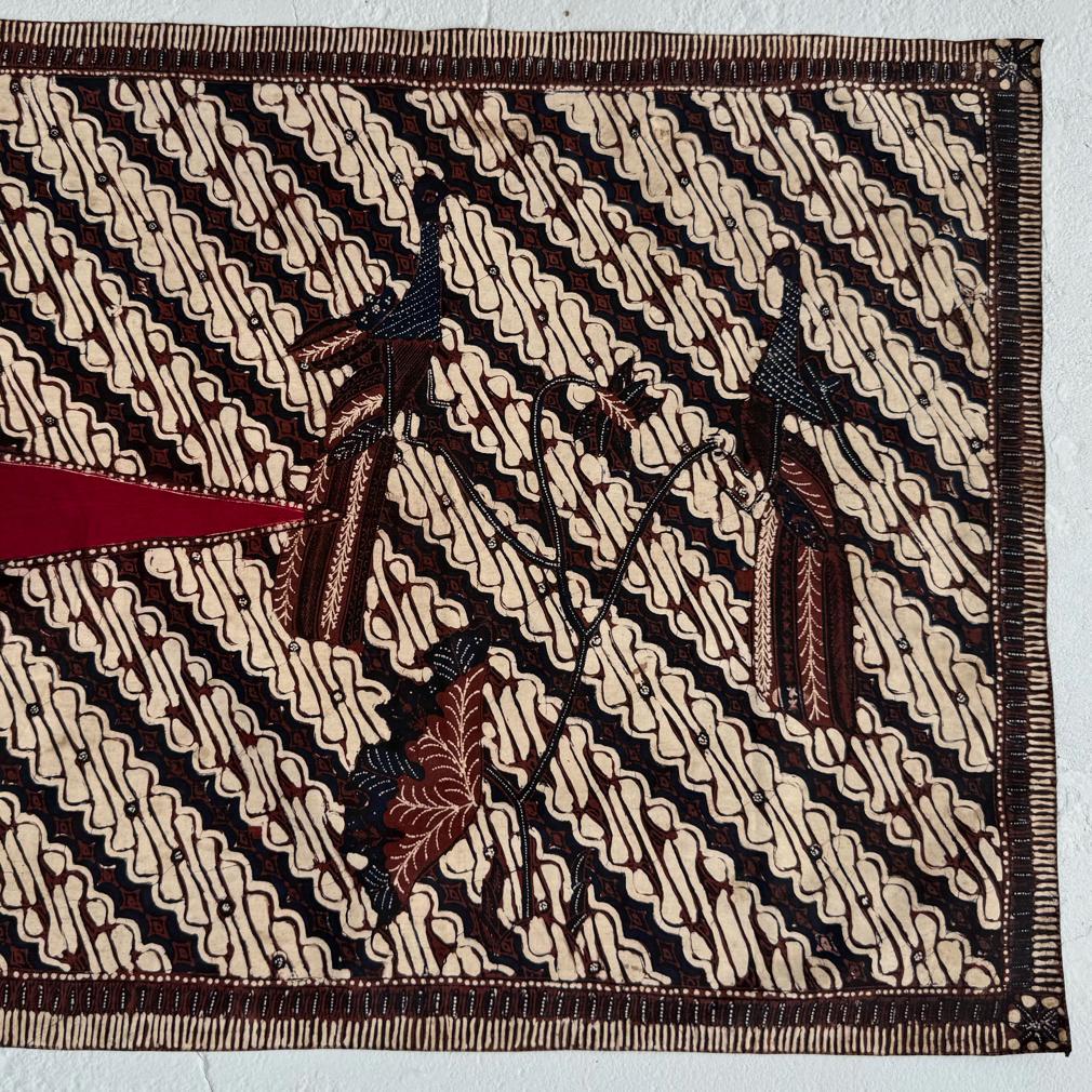 Cotone Kain Batik Tulis Kemben (tessuto per il seno) indonesiano d'epoca, Jogja (Yogyakarta) in vendita