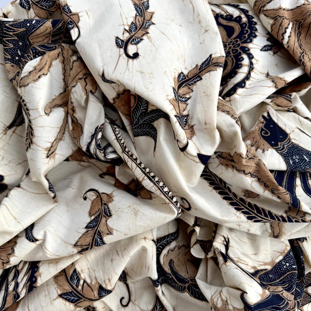 Tulis indonesiano d'epoca in Kain Batik, Solo (Surakarta), Giava, 1950 in vendita 5