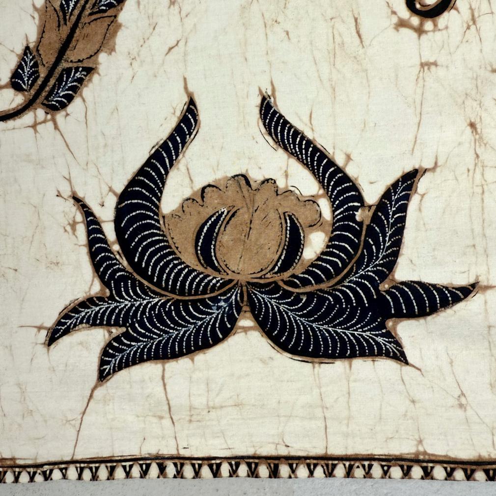 Metà XX secolo Tulis indonesiano d'epoca in Kain Batik, Solo (Surakarta), Giava, 1950 in vendita