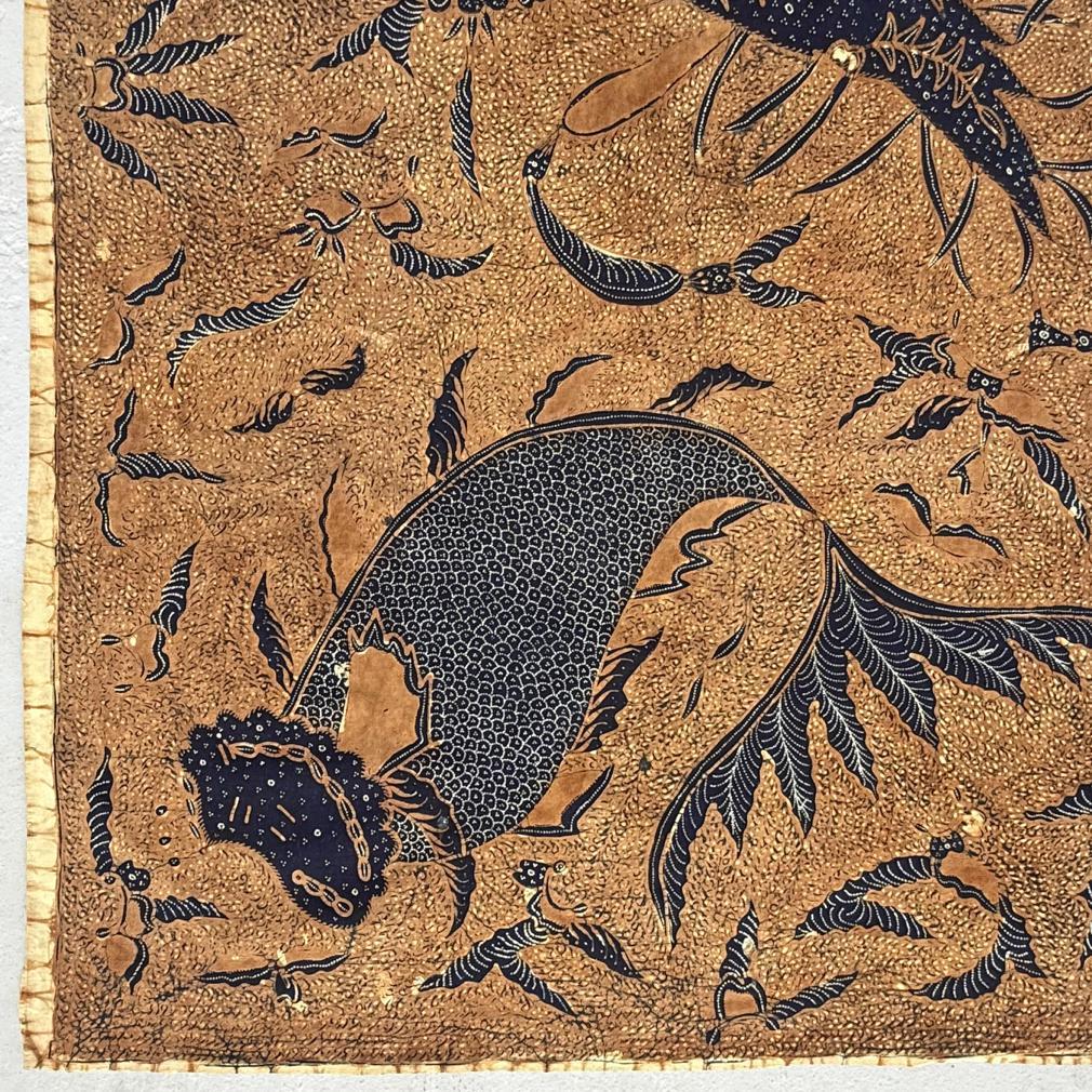Mid-20th Century Vintage Indonesian Kain Batik Tulis Supit Urang, Solo (Surakarta), Java, 1950 For Sale