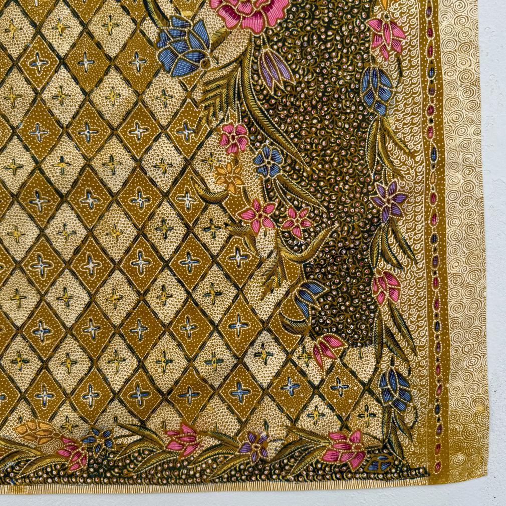 Milieu du XXe siècle Broche vintage indonésienne Kain Panjang Batik Tulis Pagi-sore, Demak, Java 1950 en vente