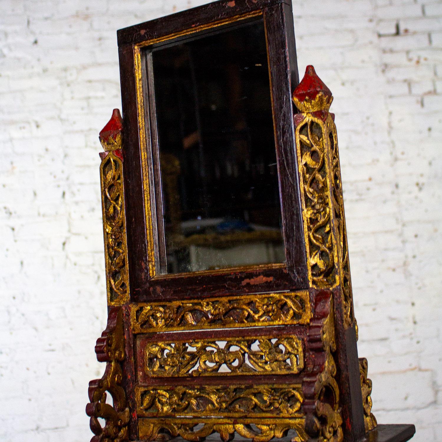 Joyero de sobremesa o espejo de tocador vintage indonesio madurano con cofre en venta 3