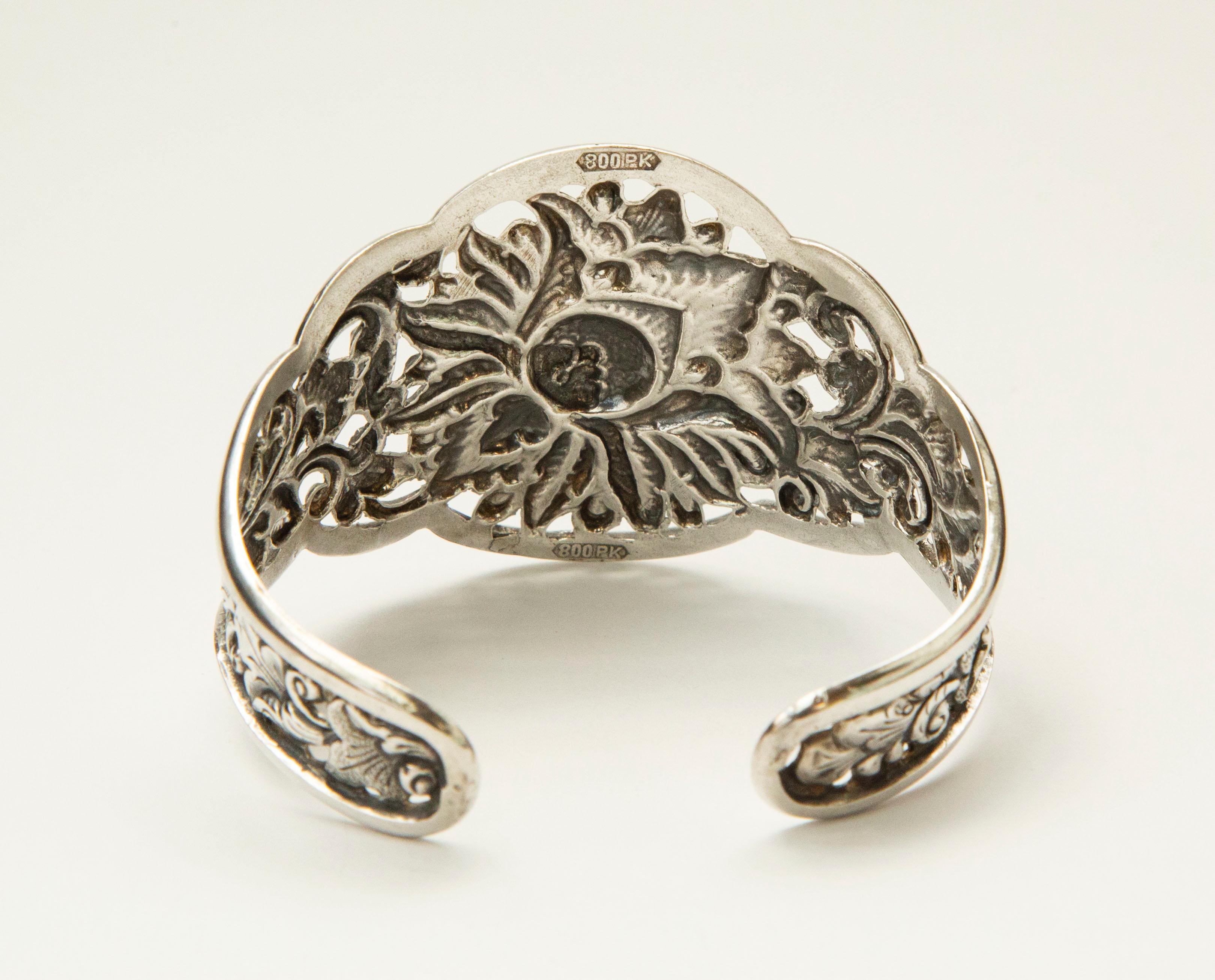 Vintage Indonesian Silver 800 Cuff Bracelet with Floral Decor CA. 1930s For Sale 3