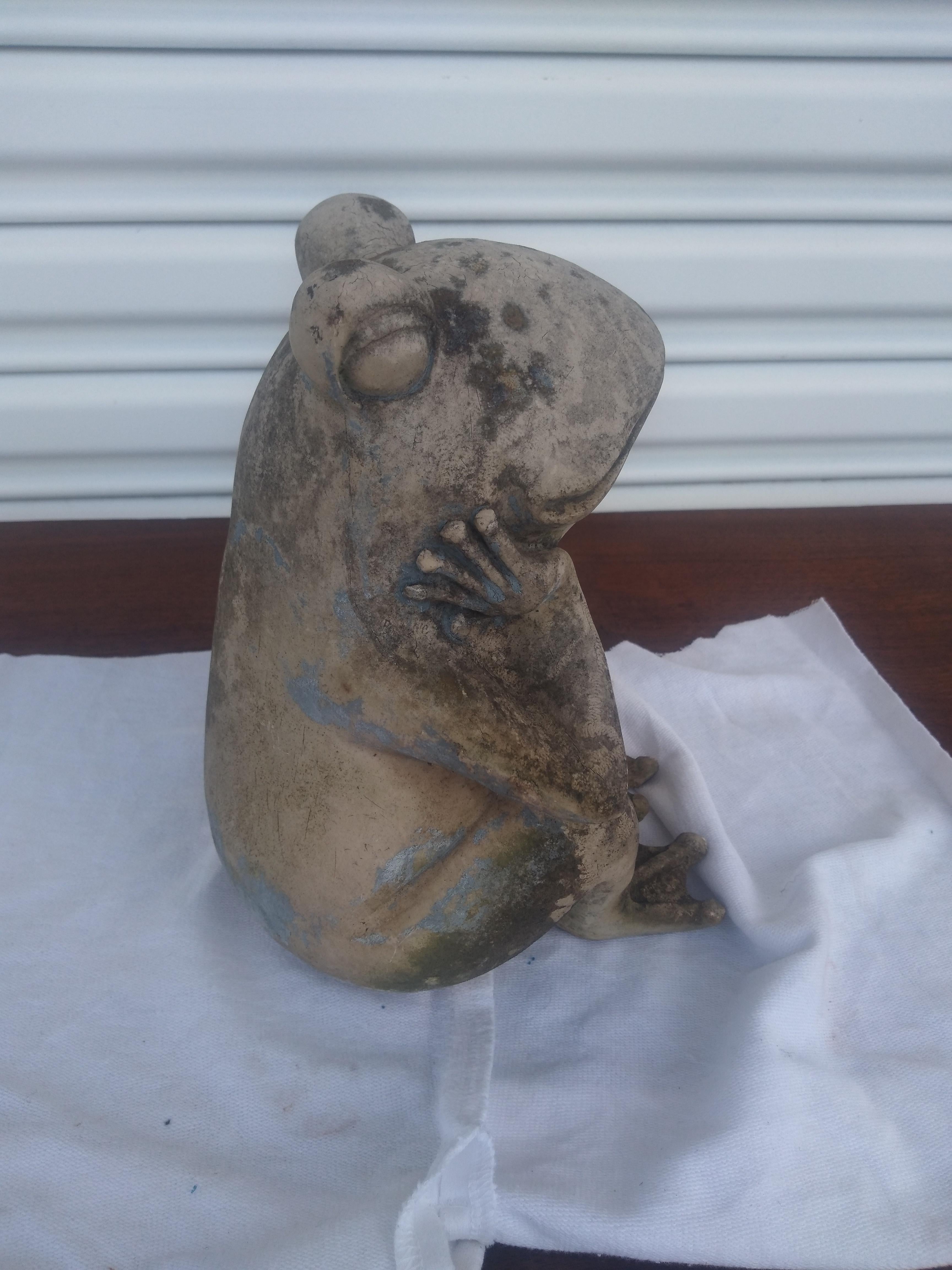 Moulage Grenouille vintage en résine coulée pour l'intérieur et l'extérieur en vente