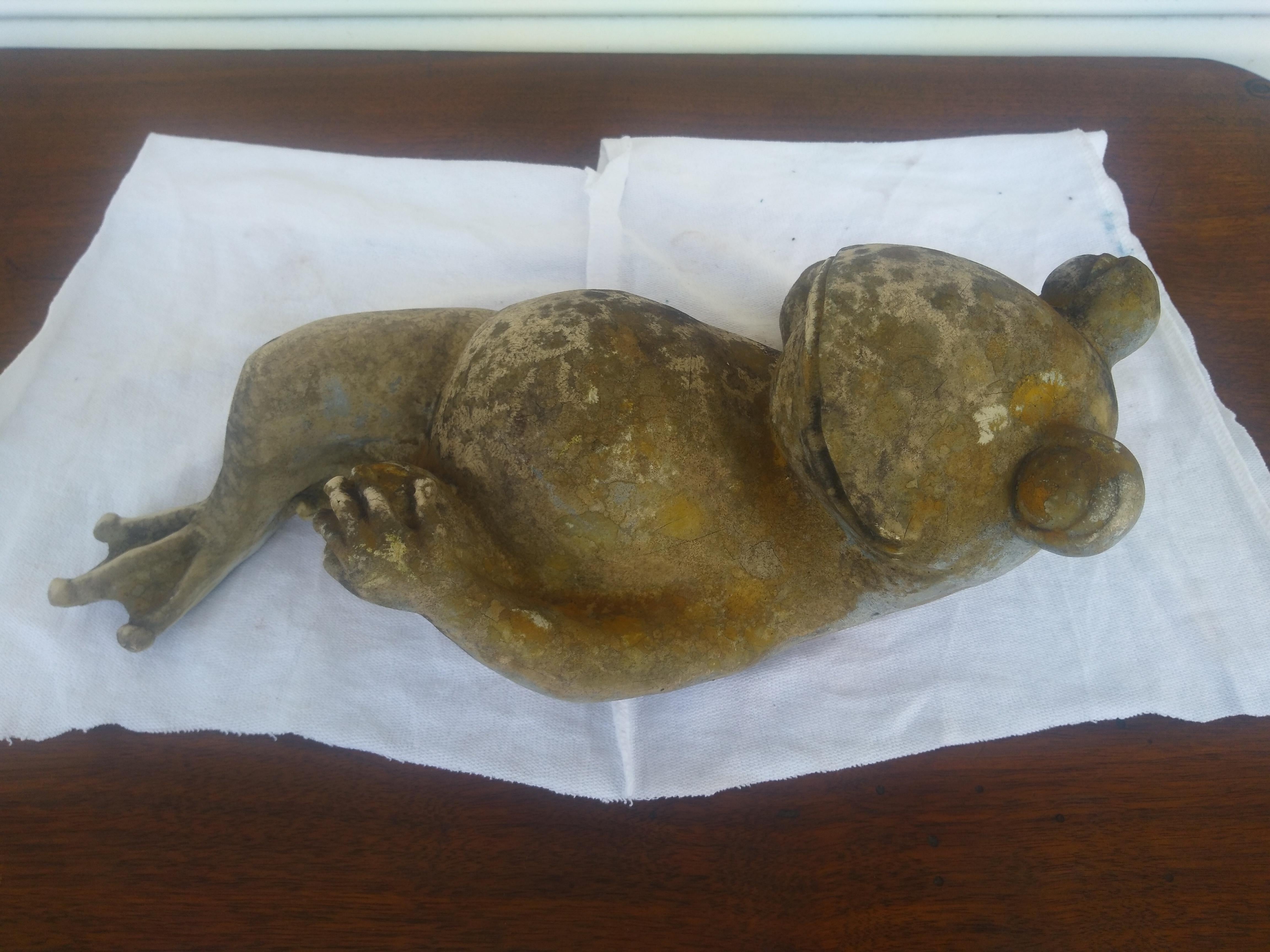 Américain Grenouille pondeuse vintage en résine pour l'intérieur et l'extérieur en vente