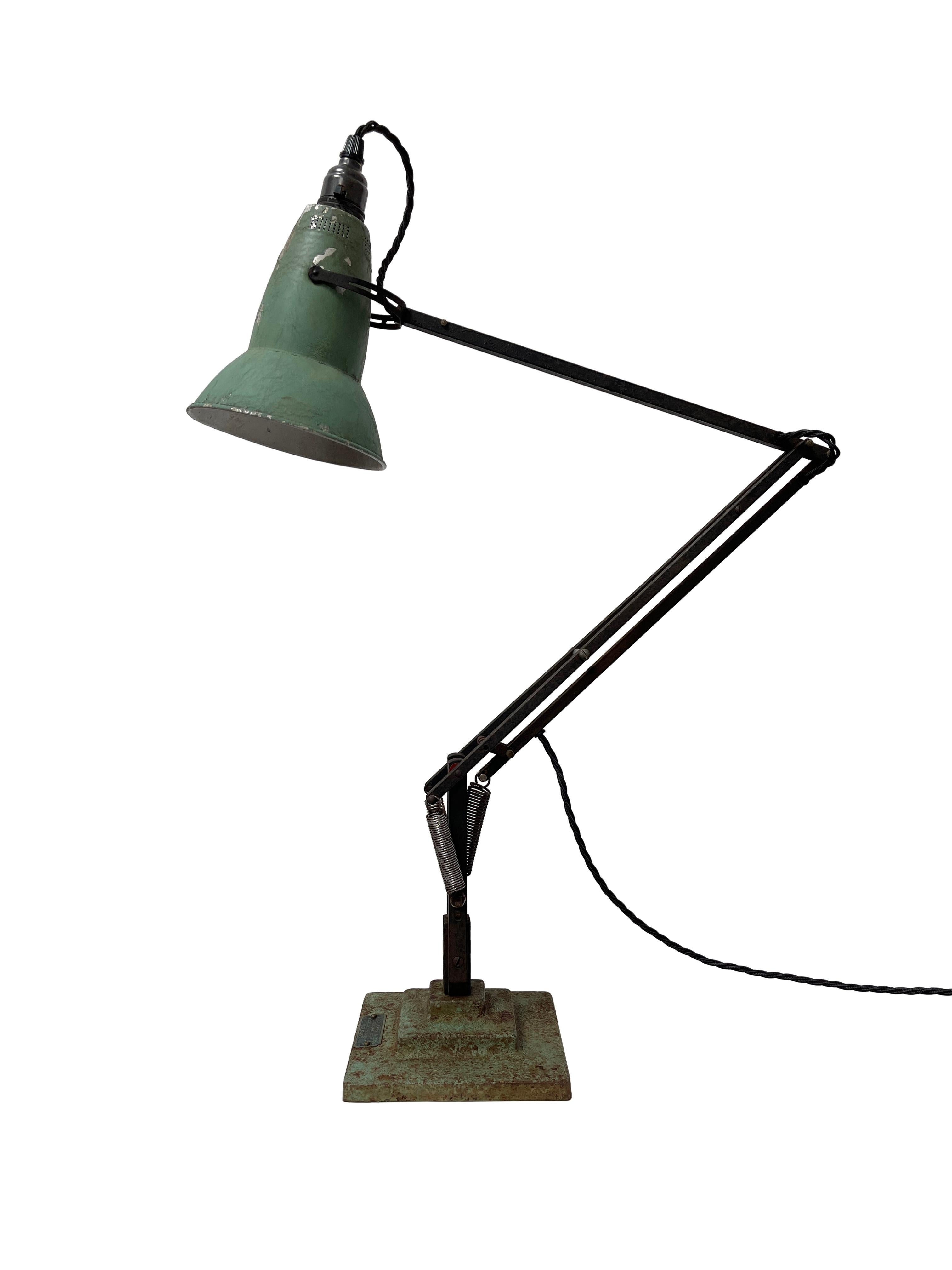 Vintage Industrial 3 Three Step Herbert Terry Anglepoise Table Desk Lamp Light In Fair Condition In Sale, GB