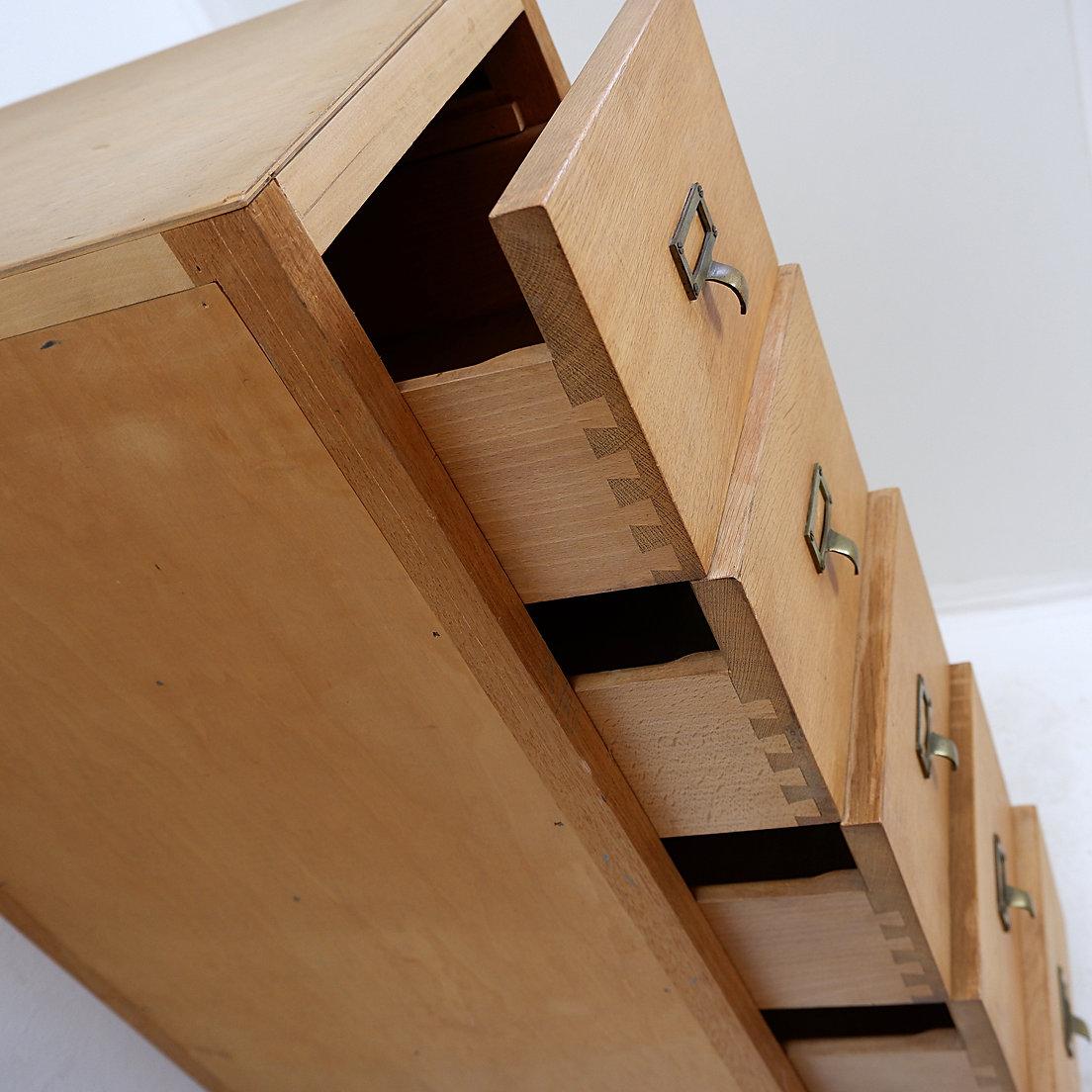 Vintage industrial 5-drawer filing cabinet en vente 8