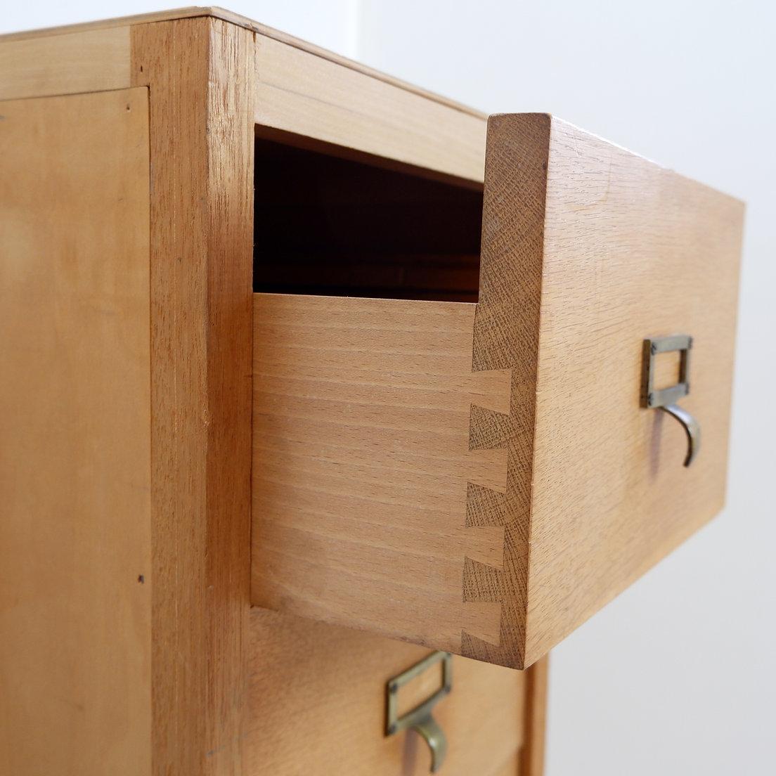 Métal Vintage industrial 5-drawer filing cabinet en vente