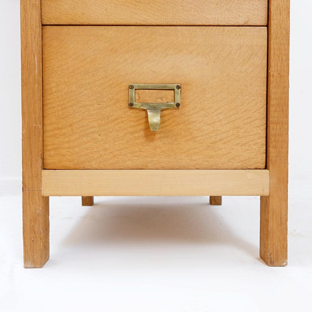 Vintage industrial 5-drawer filing cabinet en vente 3