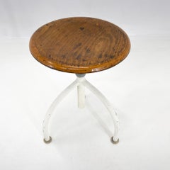 Sgabello industriale vintage a treppiede regolabile, anni '50