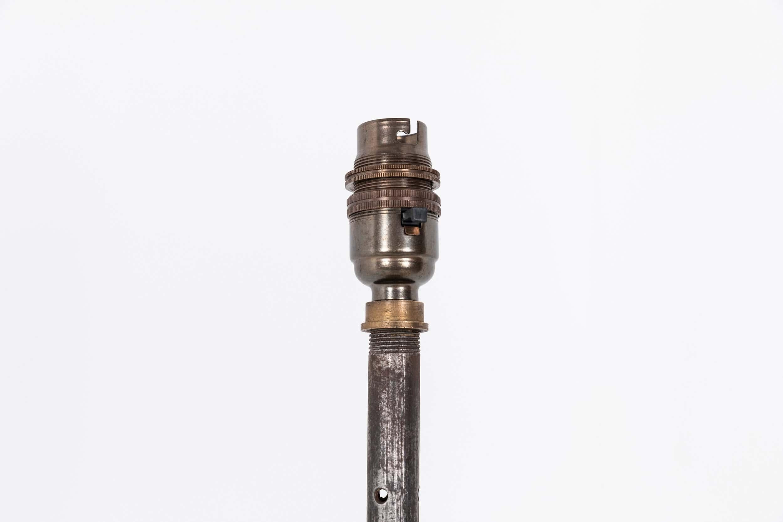 Vintage Industrial Antike Schmiedeeisen Stehlampe, circa 1920 (Arts and Crafts)