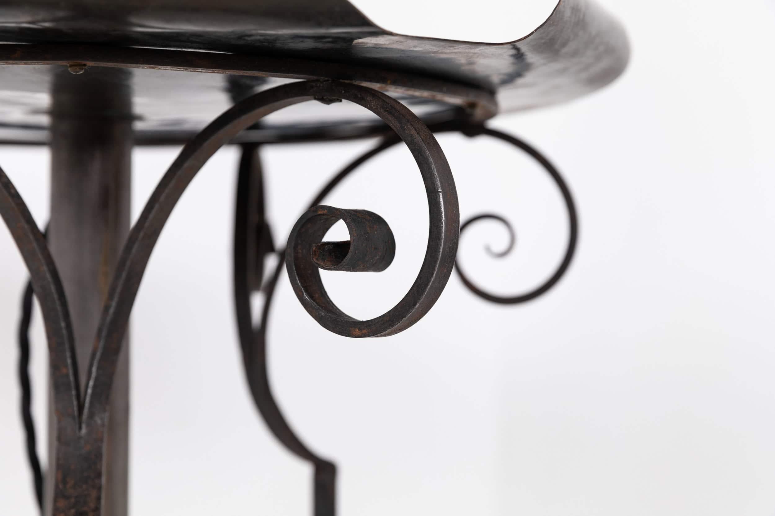 Vintage Industrial Antike Schmiedeeisen Stehlampe, circa 1920 im Zustand „Relativ gut“ in London, GB