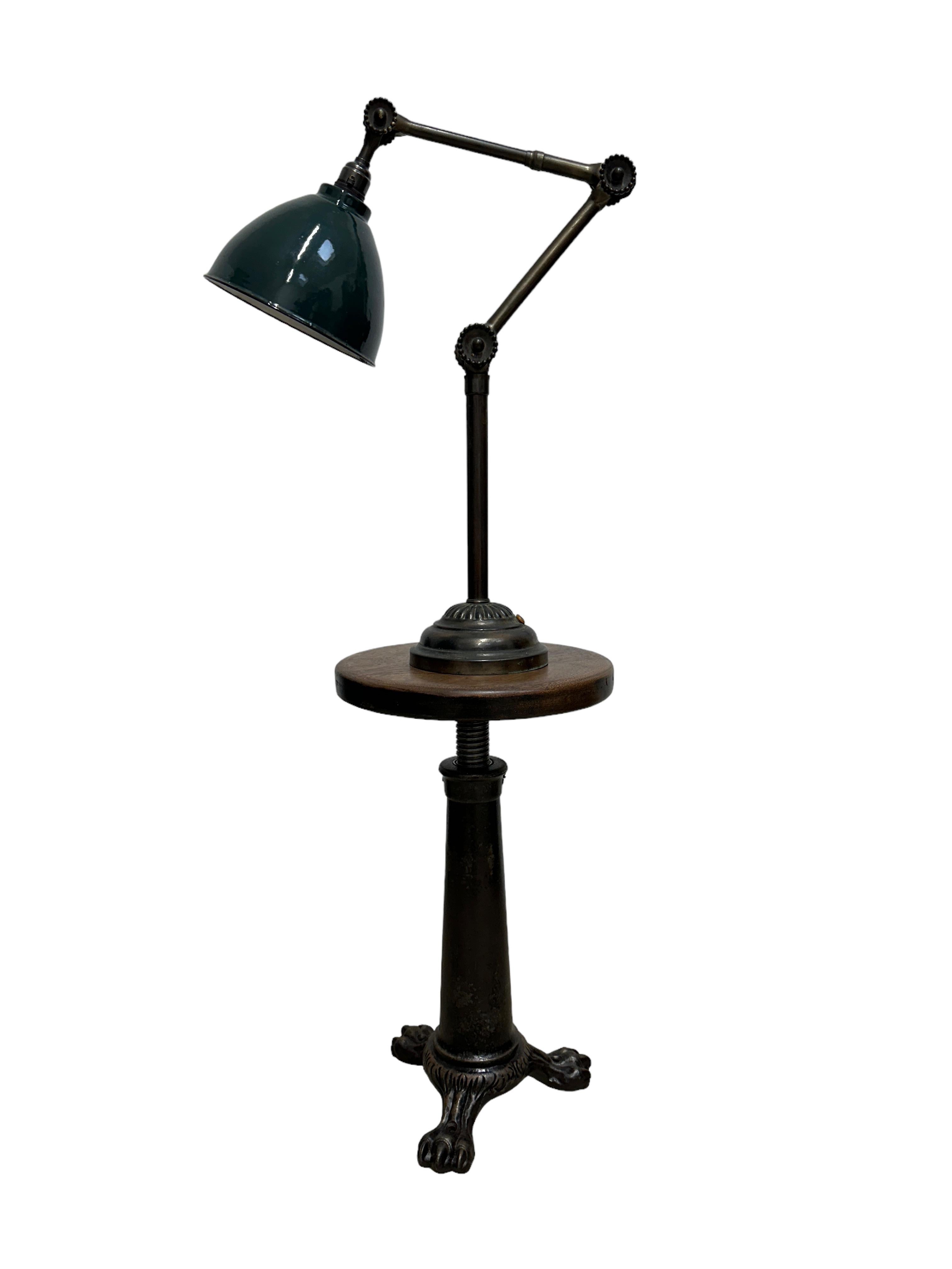 Vintage Industrial Antiguo Pie de Garra Victoriano Taburete de Hierro Fundido para Coser Singer Británico en venta