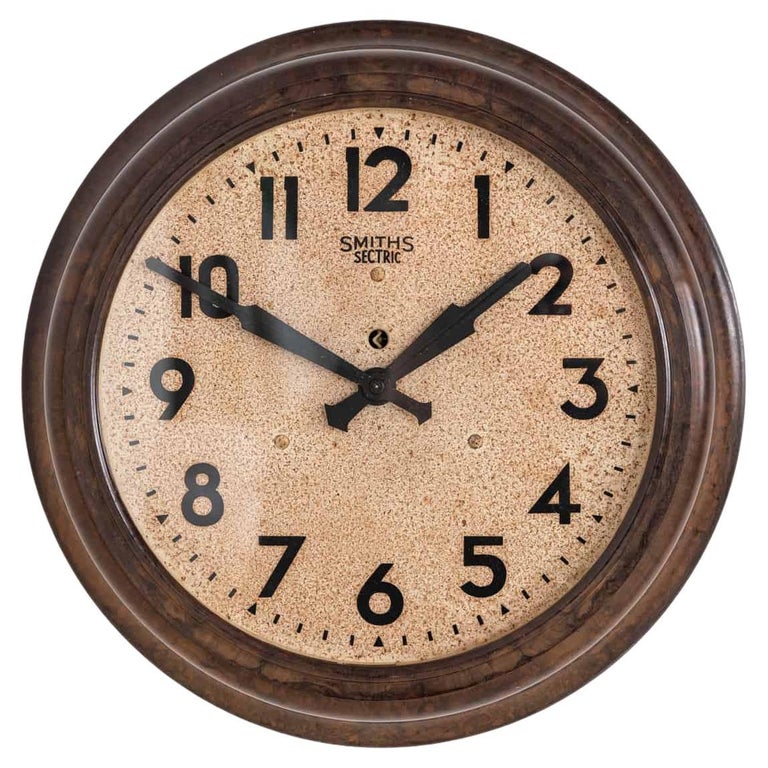 Vintage Industrial Art Deco Bakelite Smiths Sectric Electric Wall Clock,  C.1940 For Sale at 1stDibs