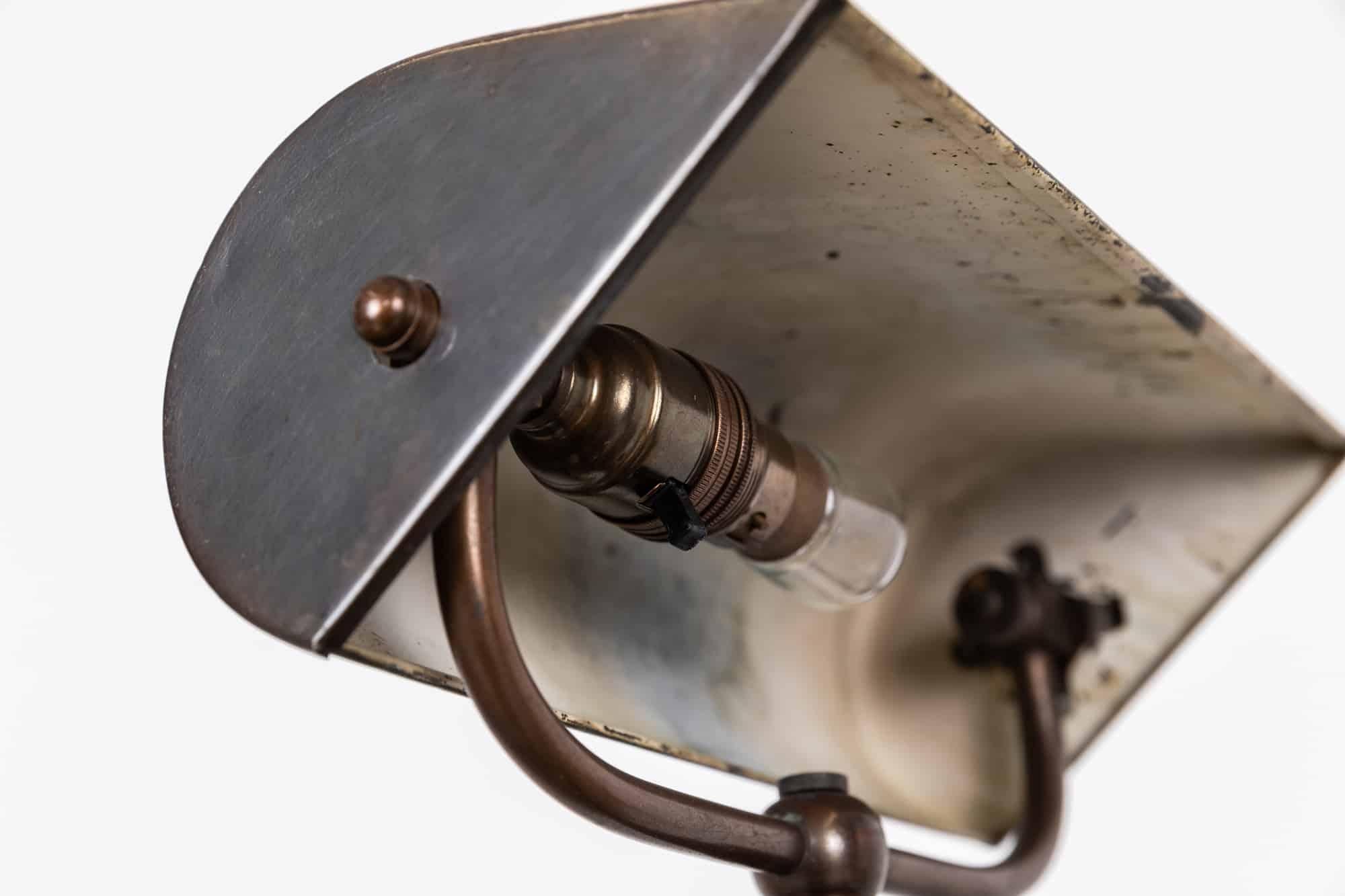 Vintage Industrial Art Deco Copper Metal Desk Table Lamp. c.1930 For Sale 2