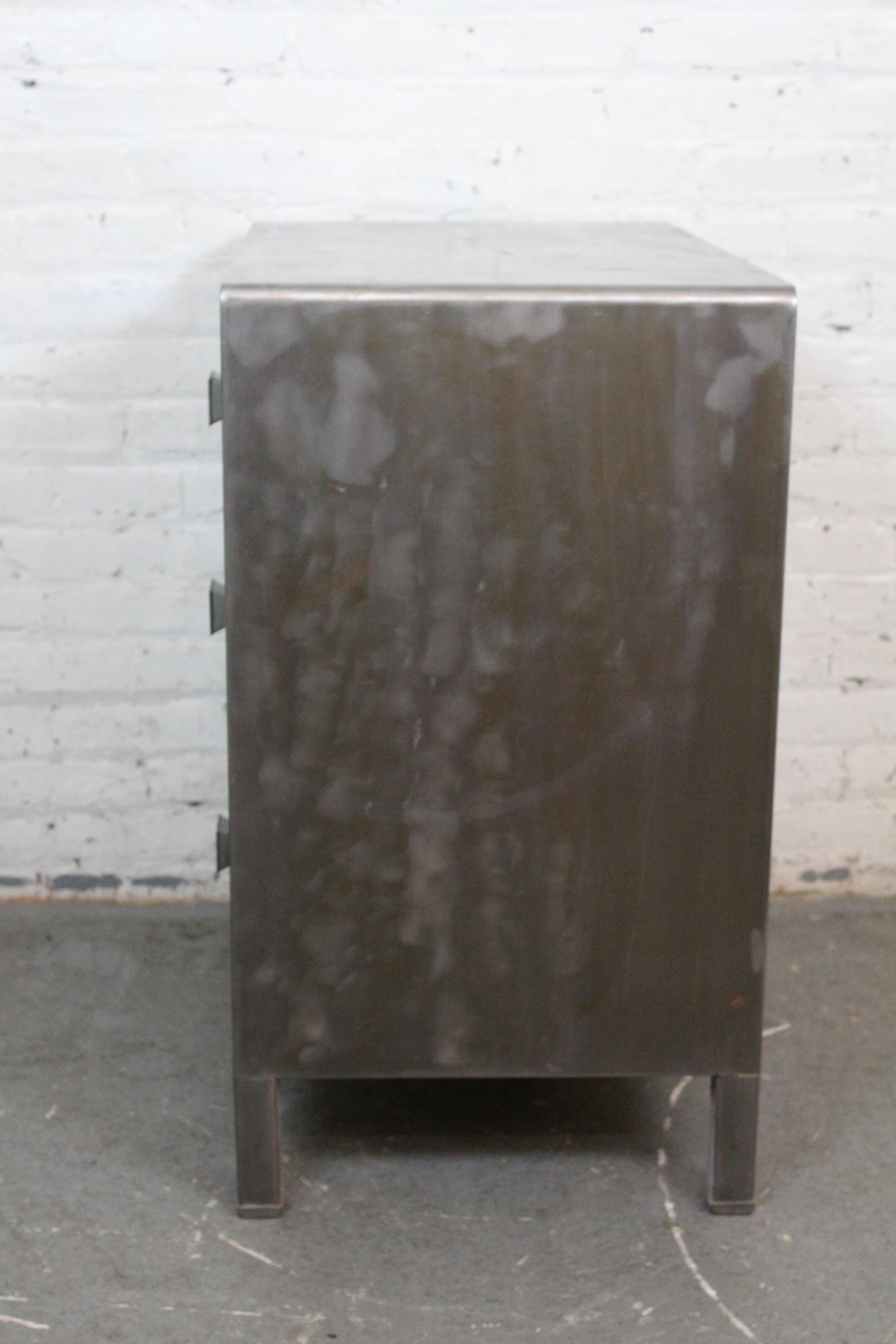 Vintage Industrial Art Deco Dresser by Norman Bel Geddes for Simmons Furniture In Good Condition In Brooklyn, NY