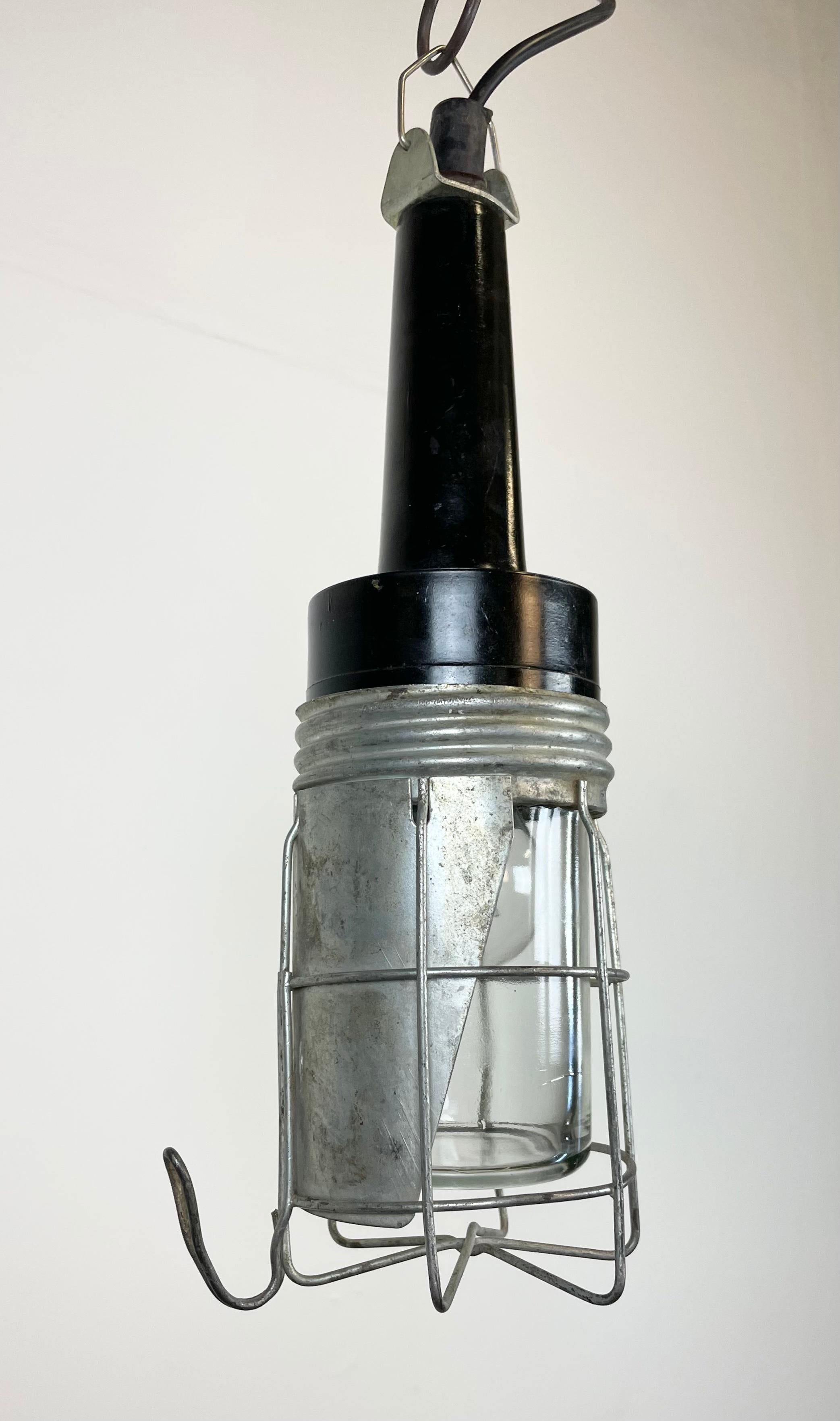 20th Century Vintage Industrial Bakelite Hanging Work Light, 1960s For Sale