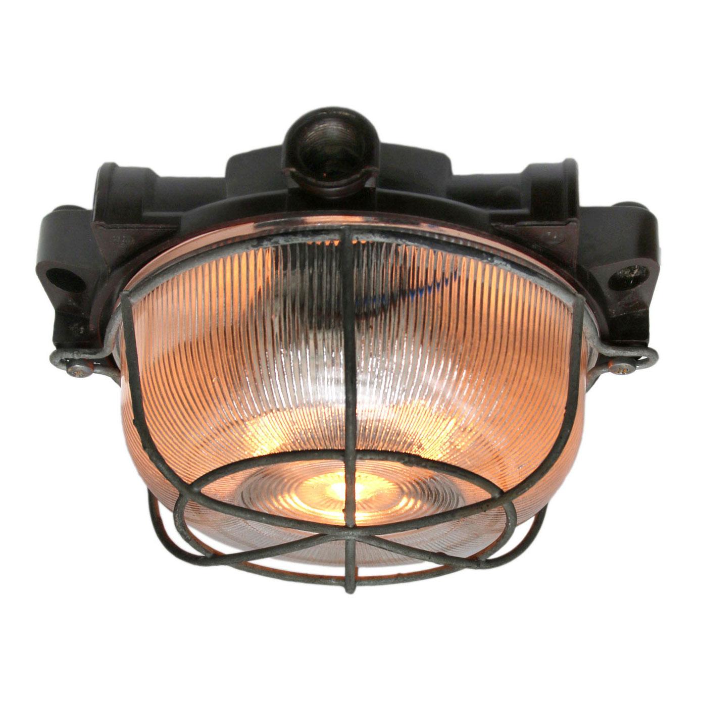 Vintage Industrial Bakelite Holophane Glass Wall Sconce Light In Good Condition For Sale In Amsterdam, NL