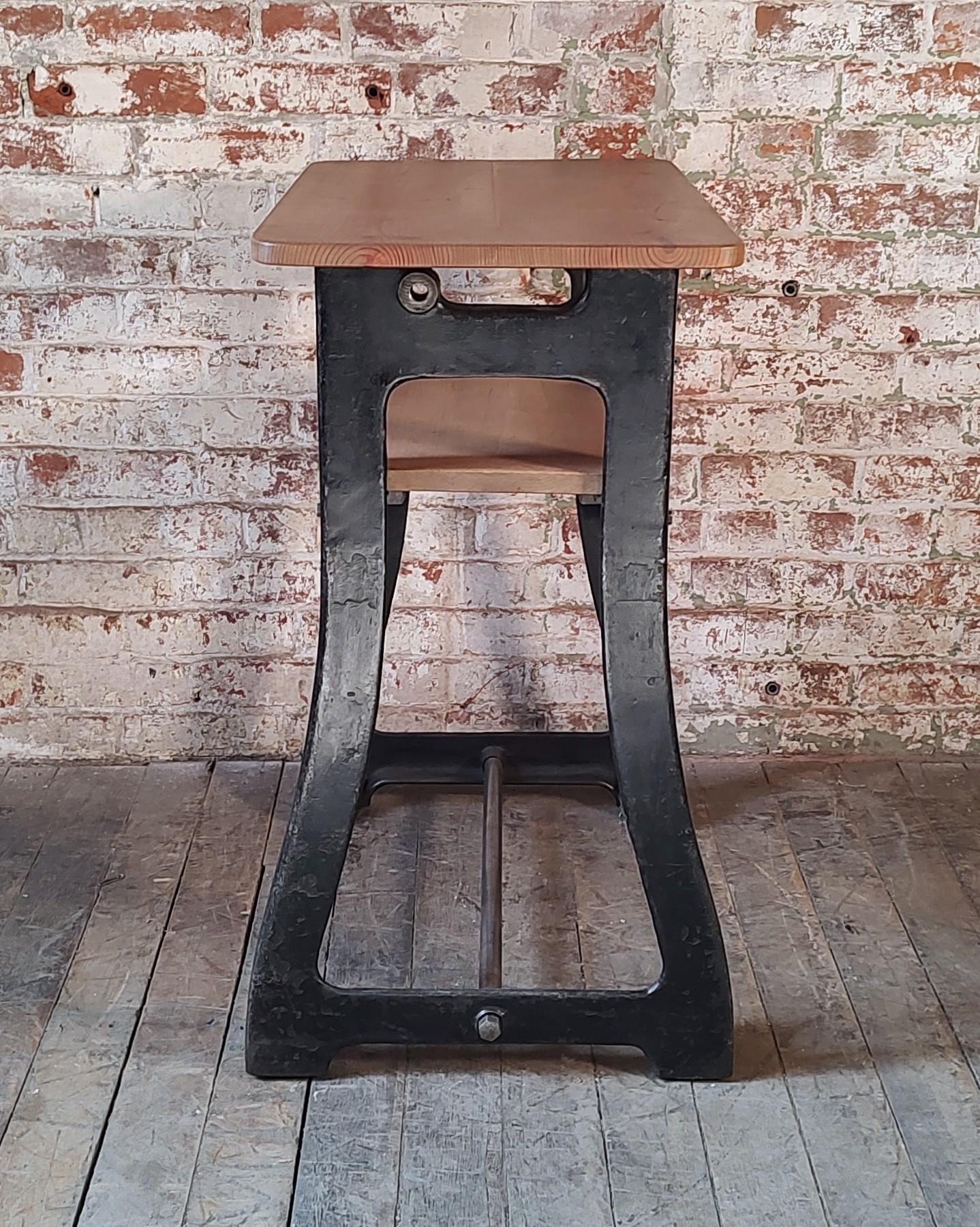Vintage Industrial Bar Cart / TV Stand For Sale 1