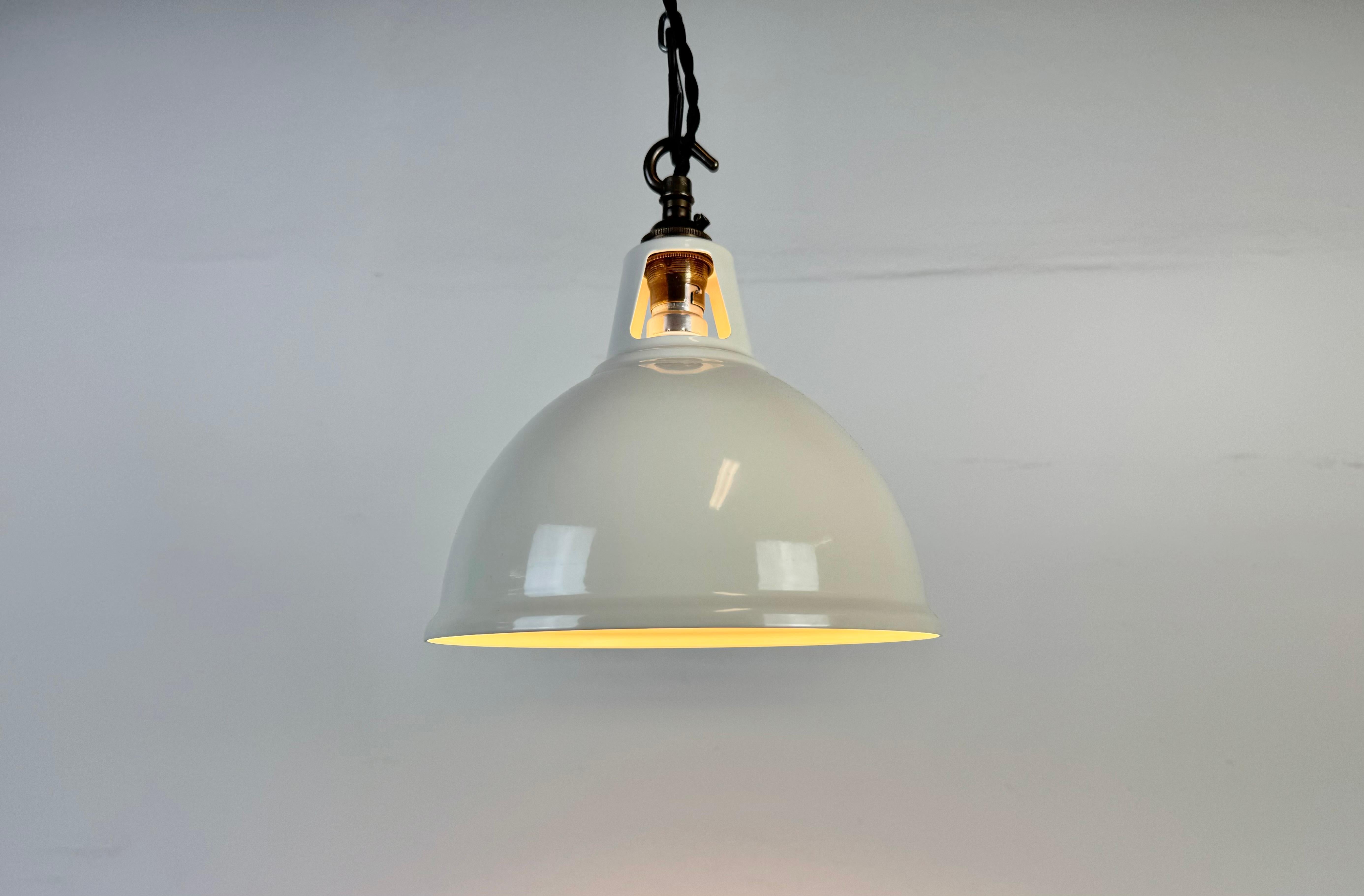 Vintage Industrial Beige Painted Pendant Lamp, 2000s For Sale 1