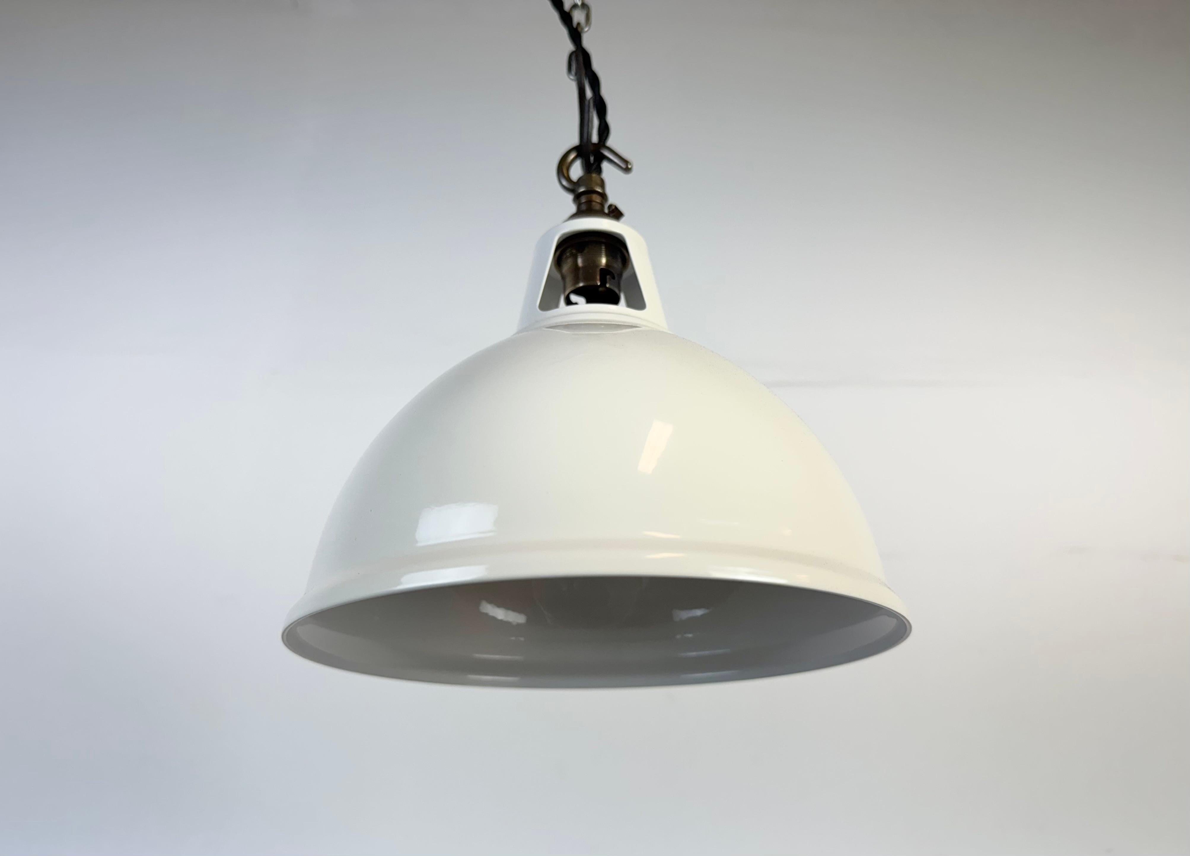 Vintage Industrial Beige Painted Pendant Lamp, 2000s For Sale 3
