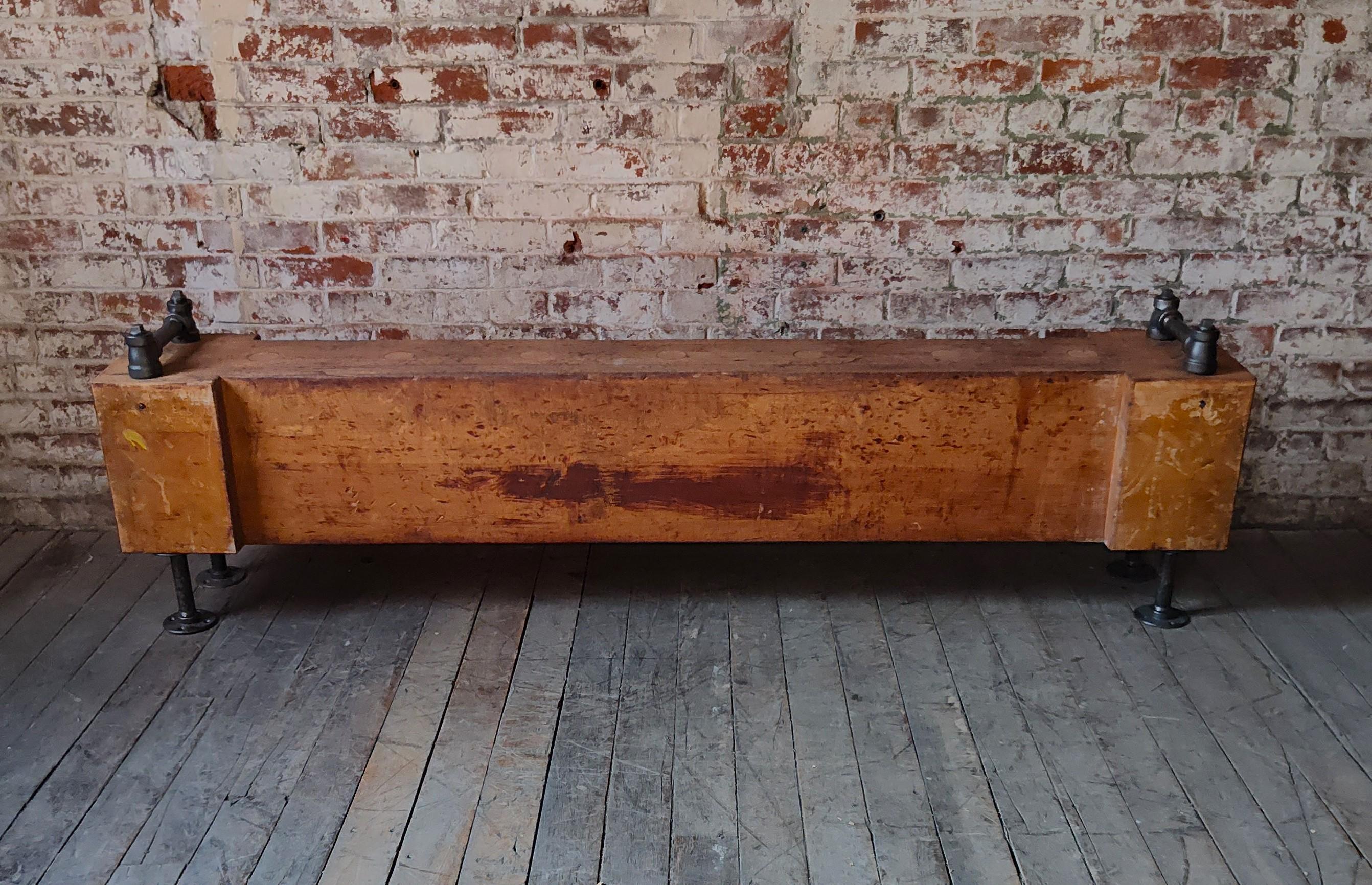 Vintage Industrial Bench In Good Condition For Sale In Oakville, CT